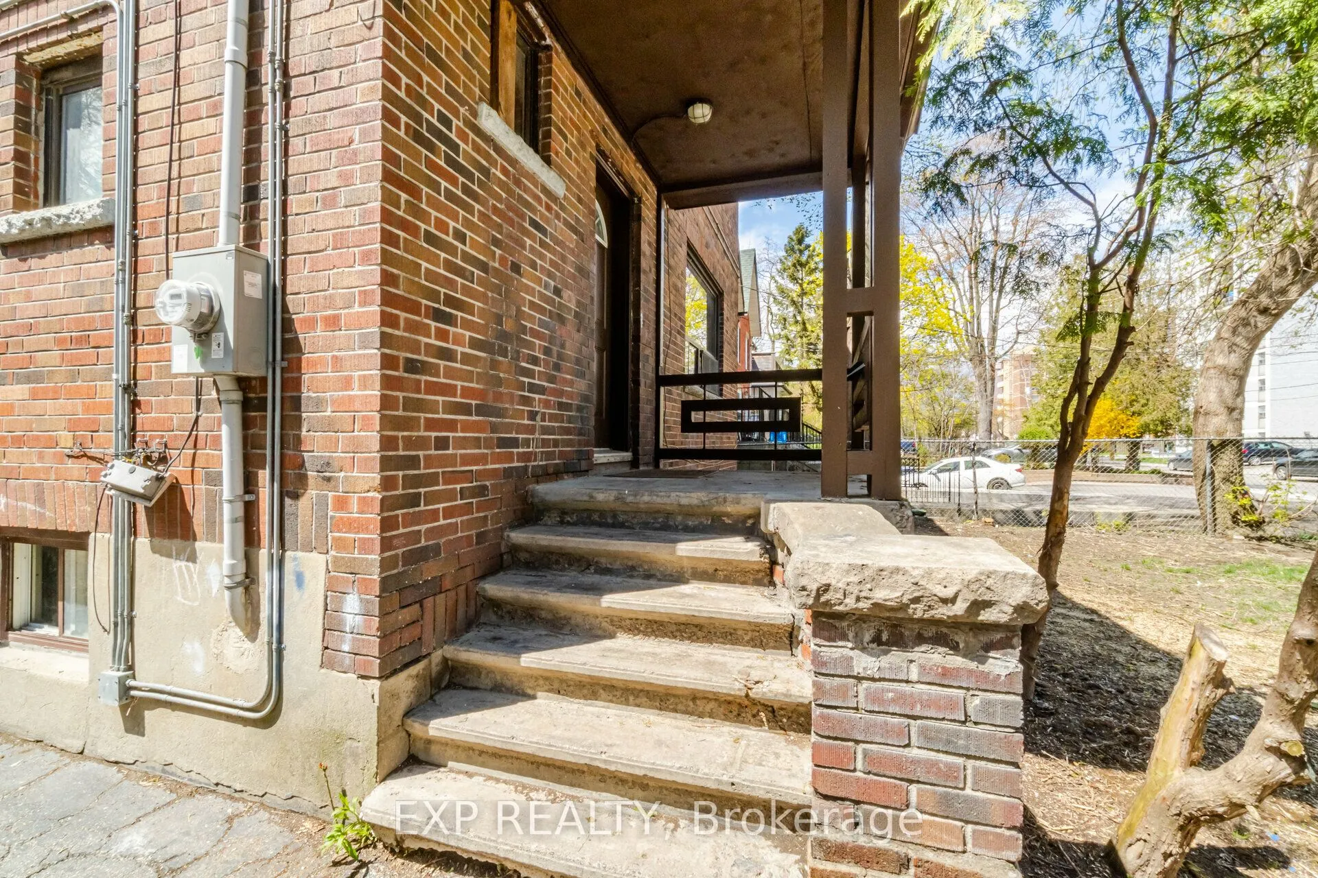 70 Spencer Avenue, #Upper
