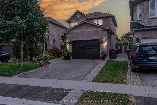 17 Saddletree Trail