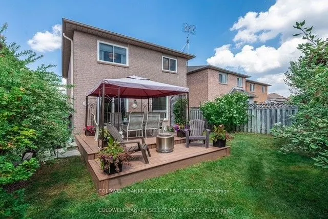 17 Saddletree Trail