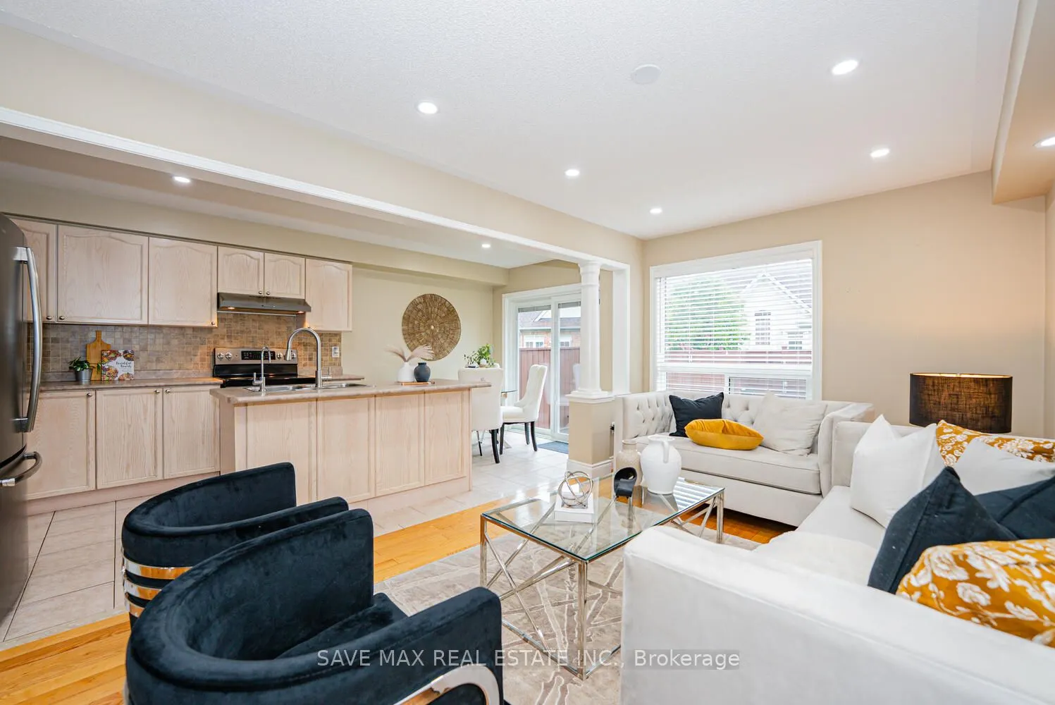 47 Woodcote Crescent