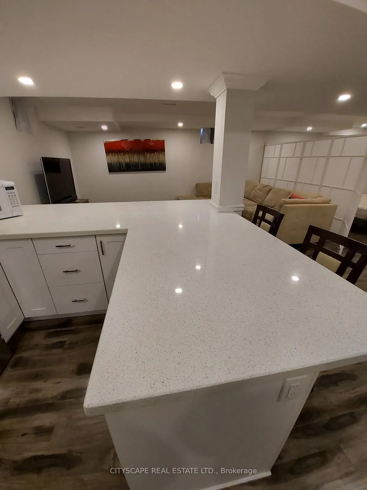 27 Seafair Crescent