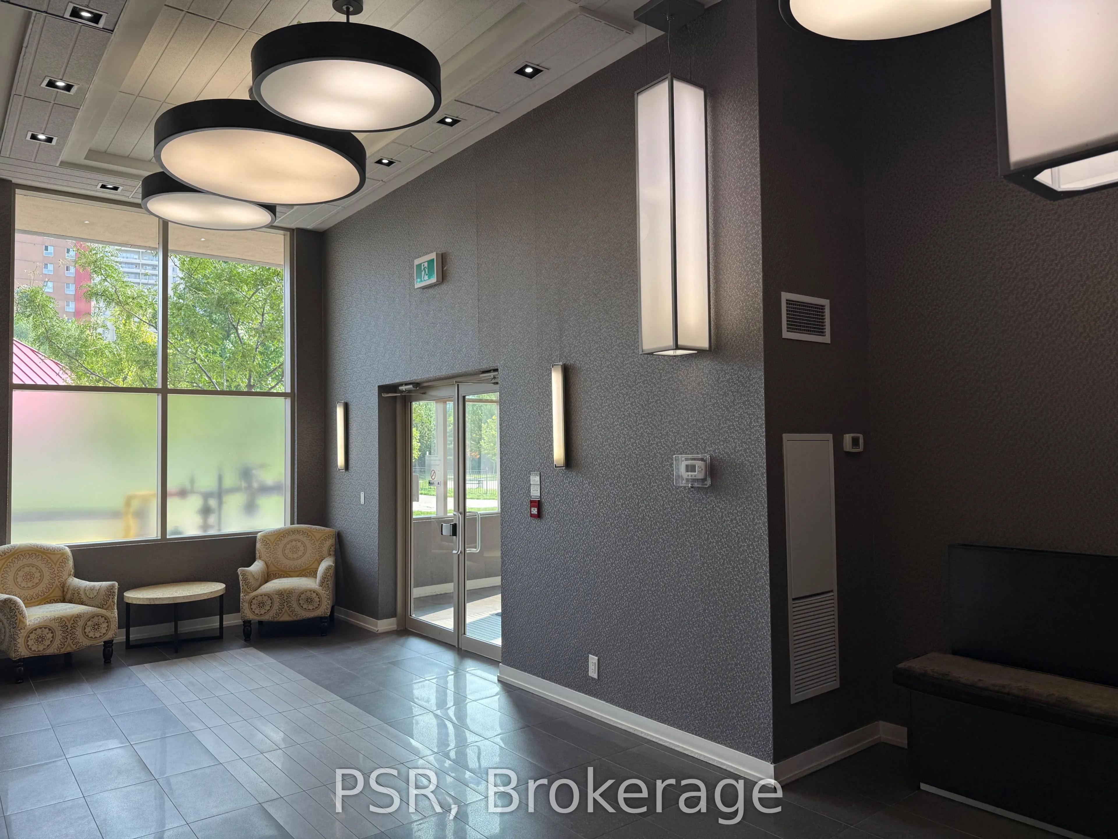 5101 Dundas Street W, #403