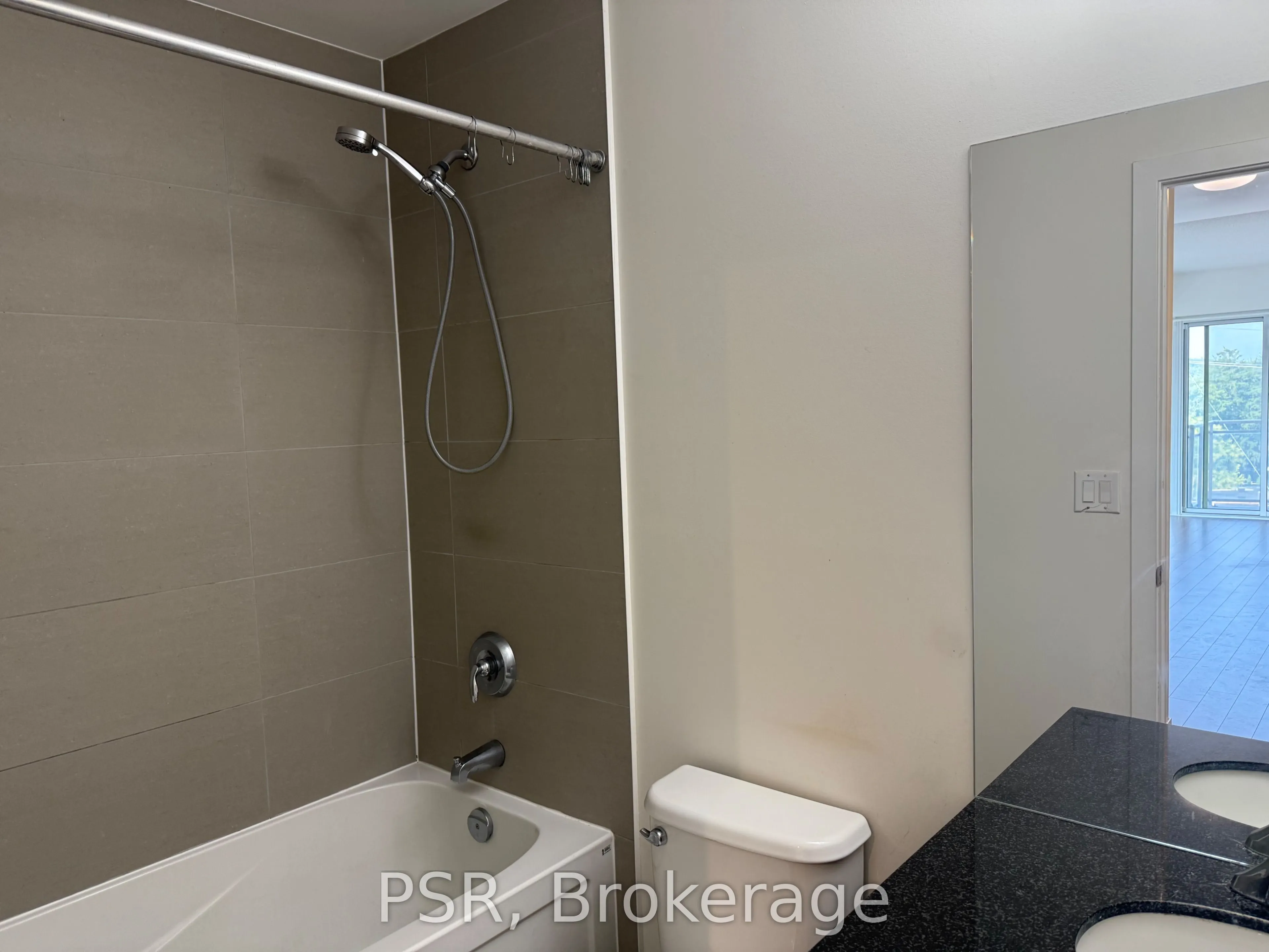 5101 Dundas Street W, #403