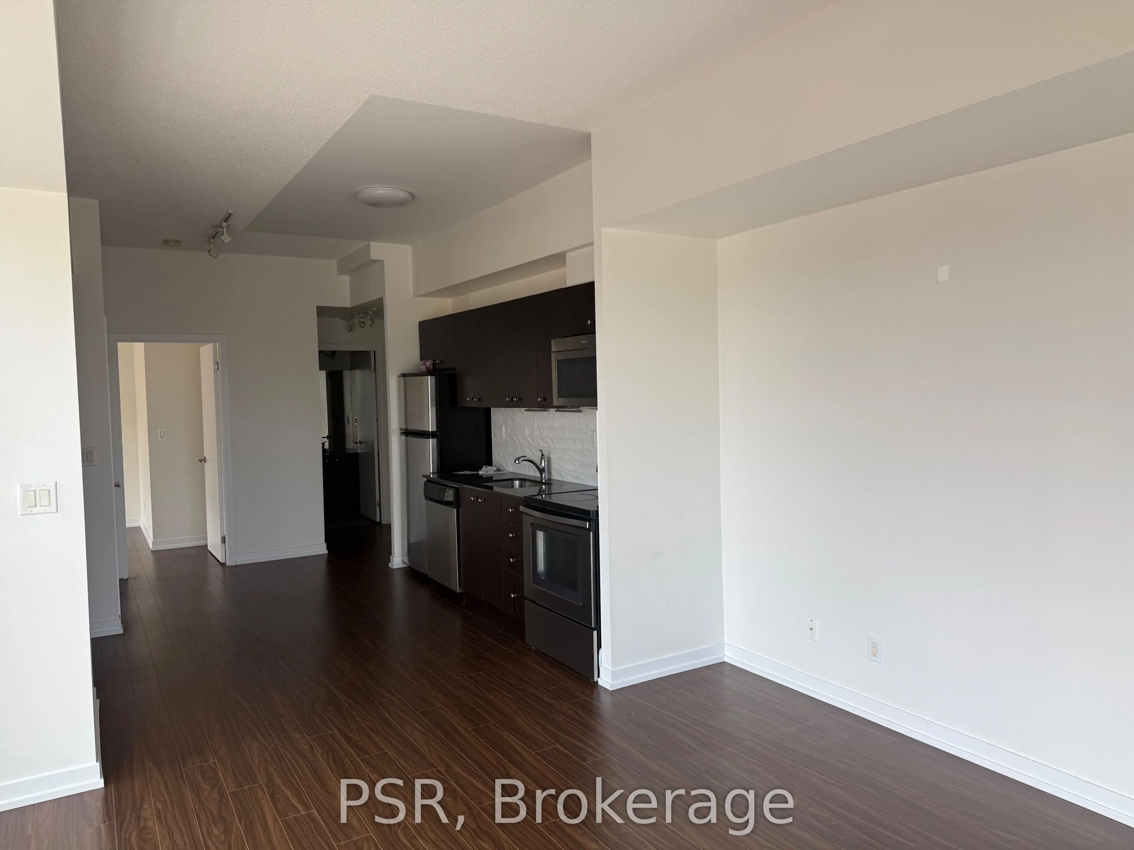 5101 Dundas Street W, #403