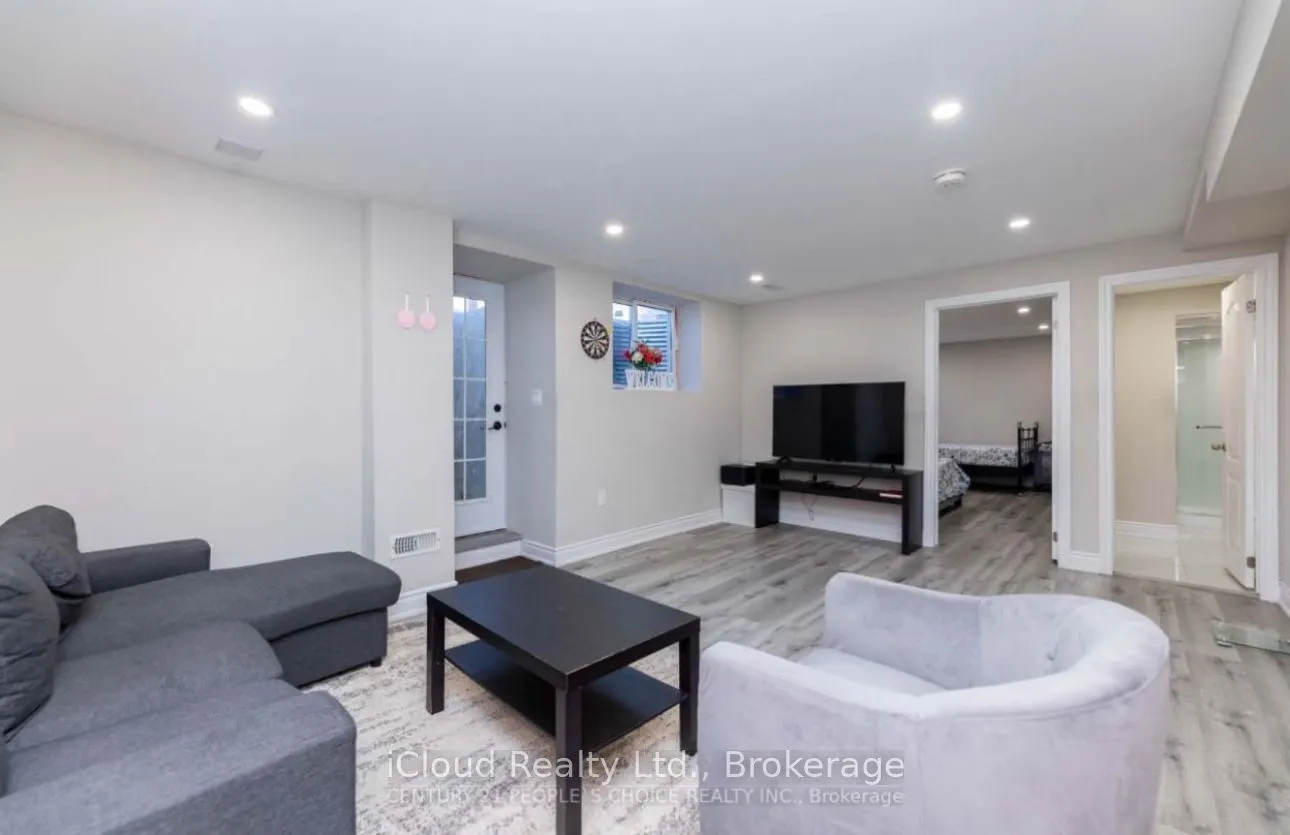 22 Cirrus Crescent
