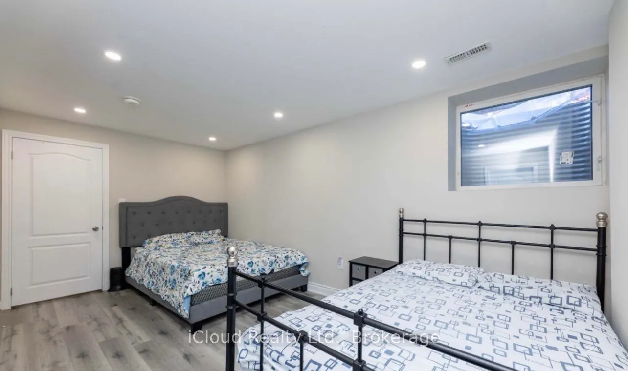 22 Cirrus Crescent