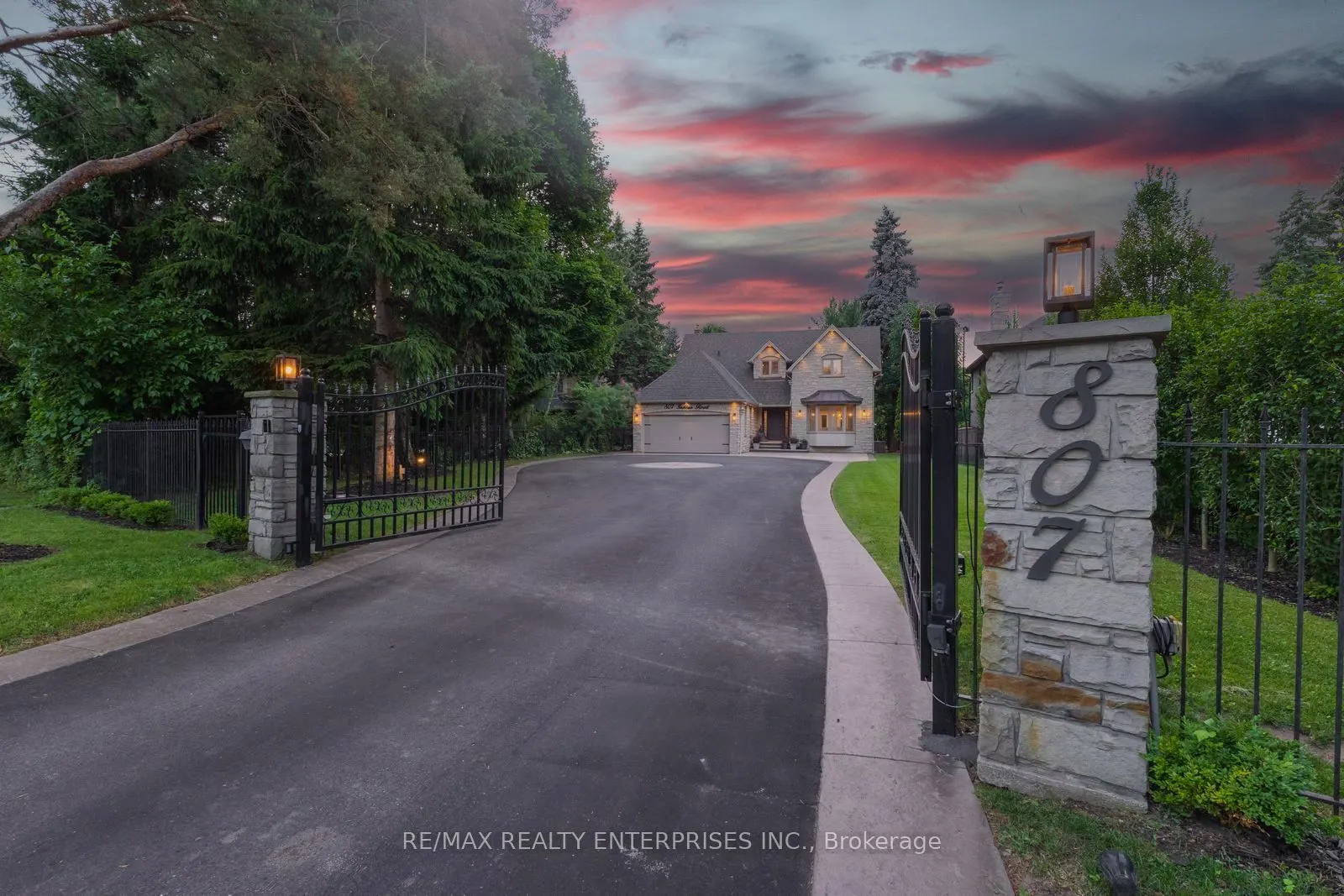 807 Indian Road