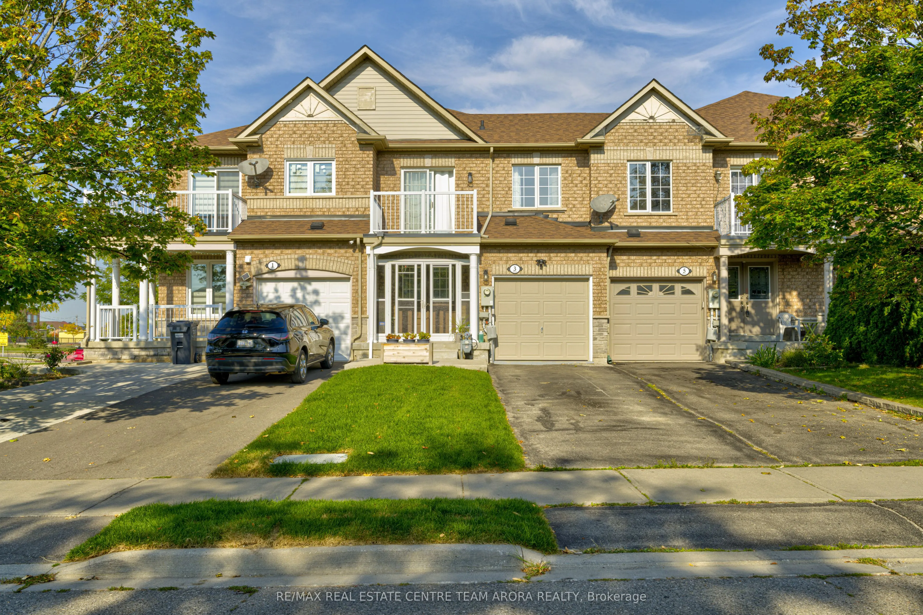 3 Checkerberry Crescent
