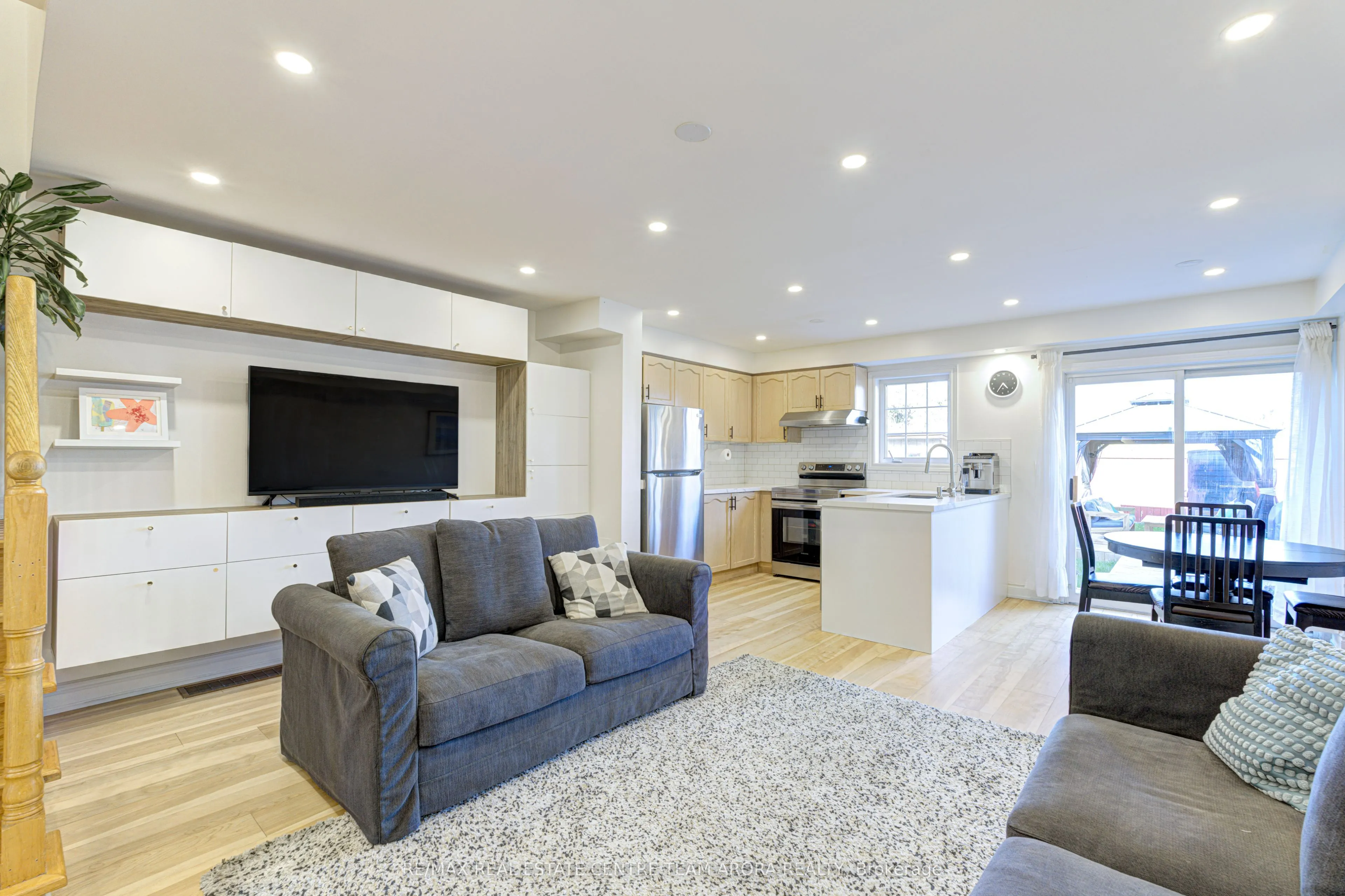 3 Checkerberry Crescent