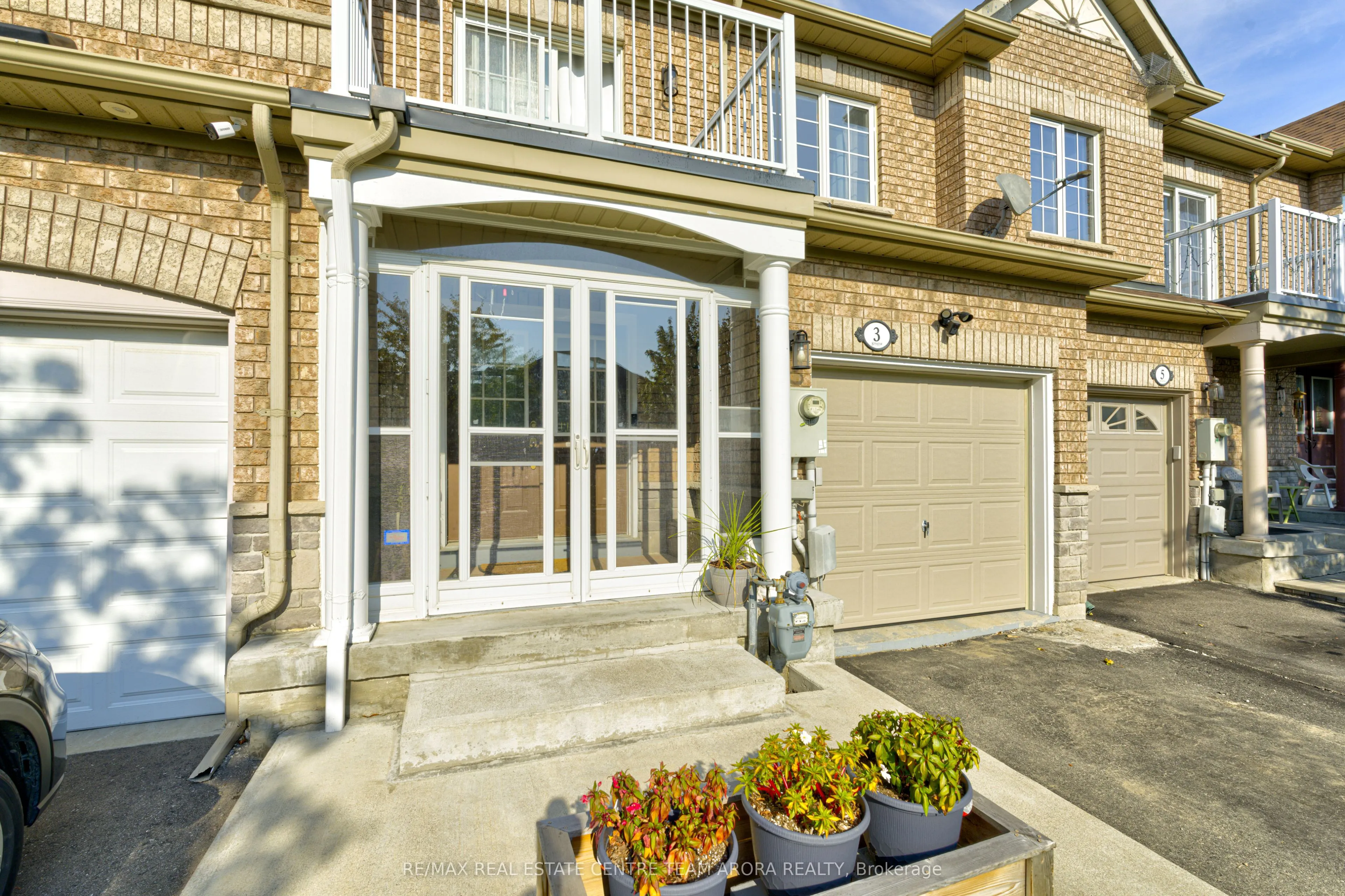 3 Checkerberry Crescent