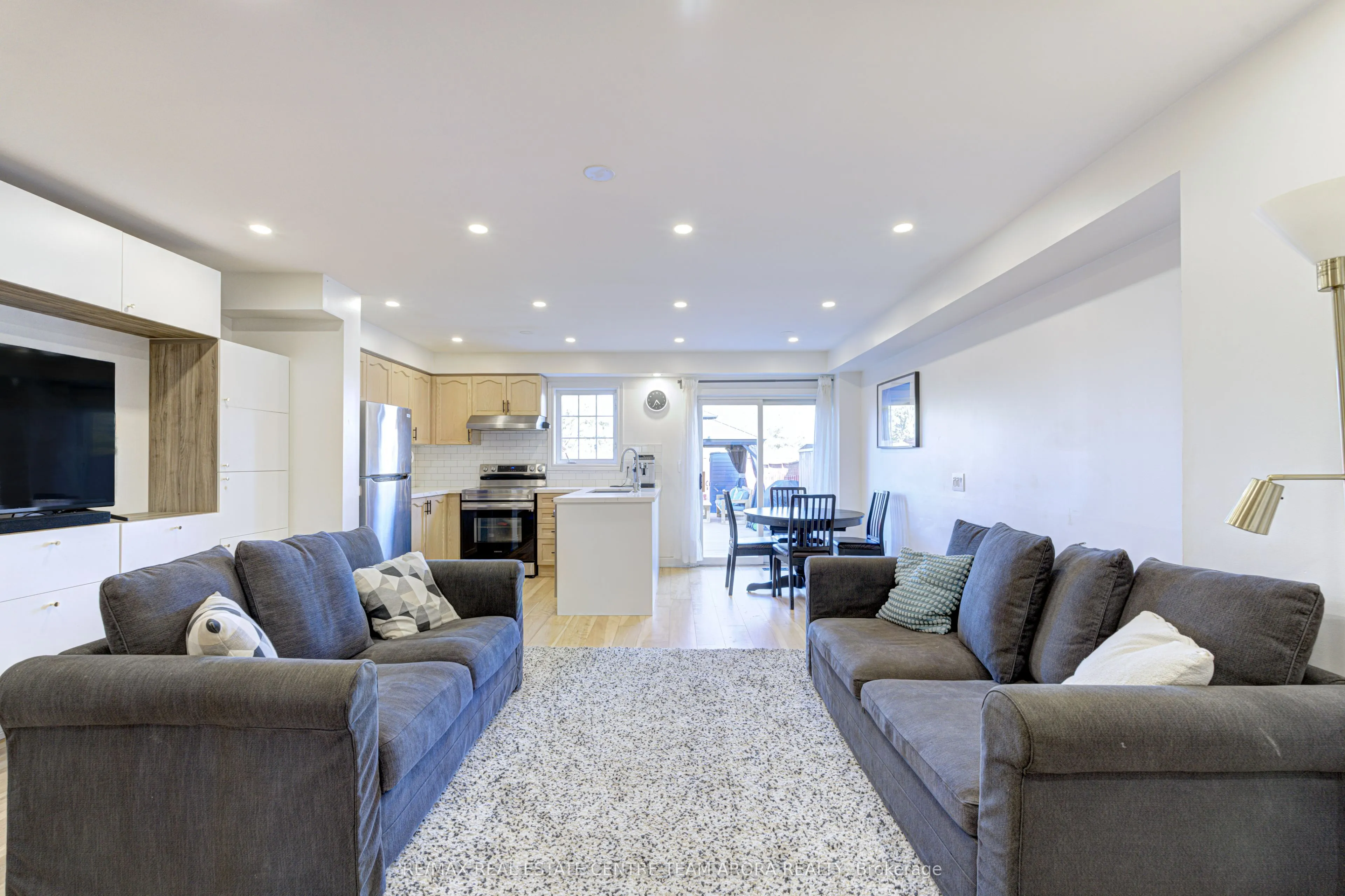 3 Checkerberry Crescent