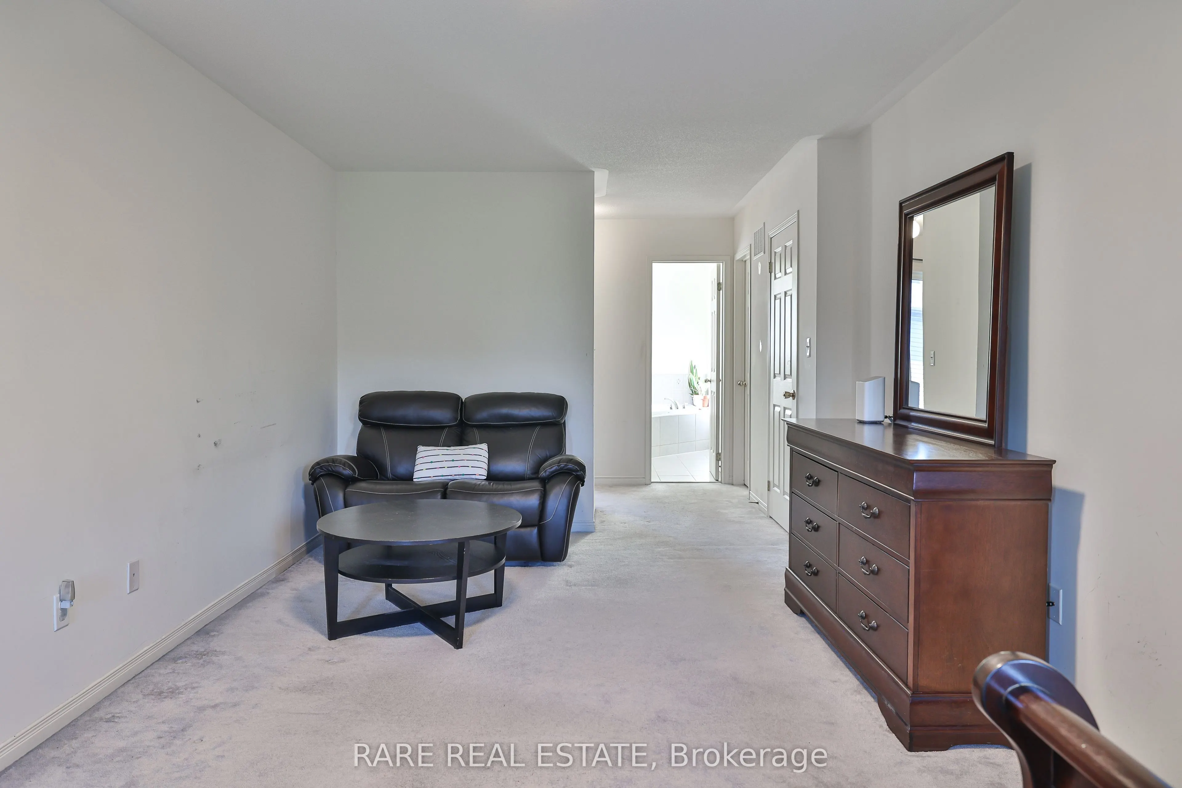 34 Judy Sgro Avenue