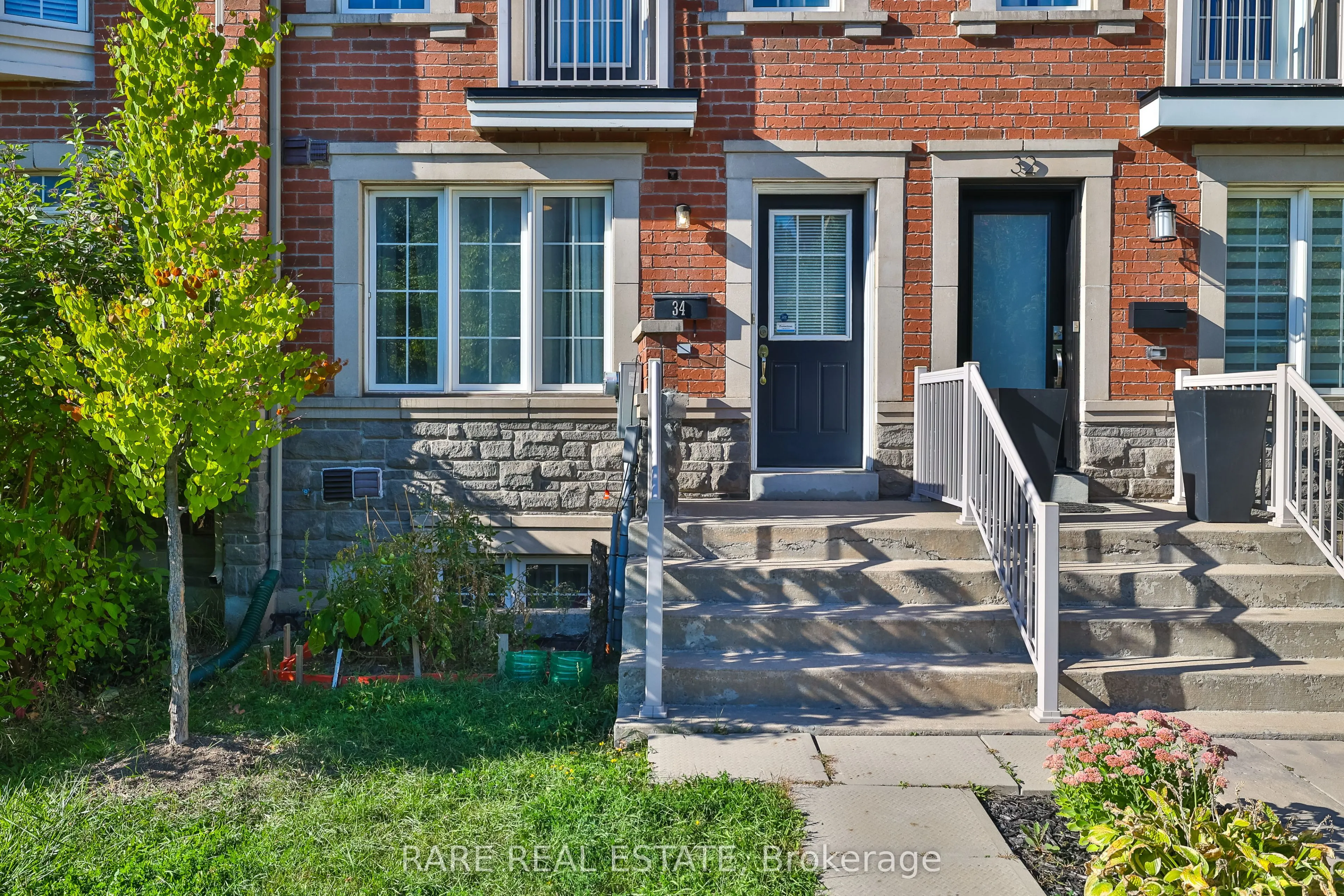 34 Judy Sgro Avenue