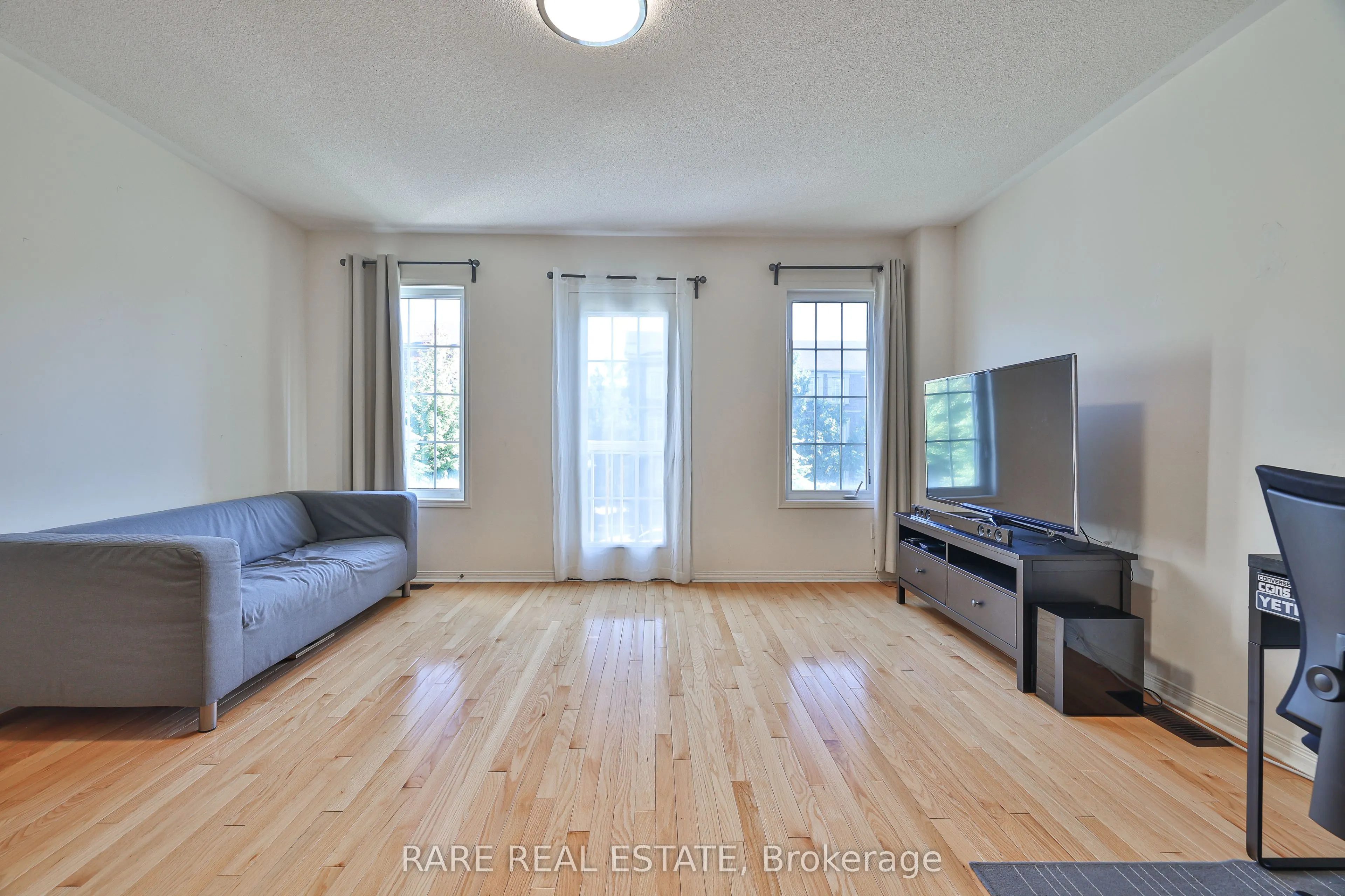 34 Judy Sgro Avenue