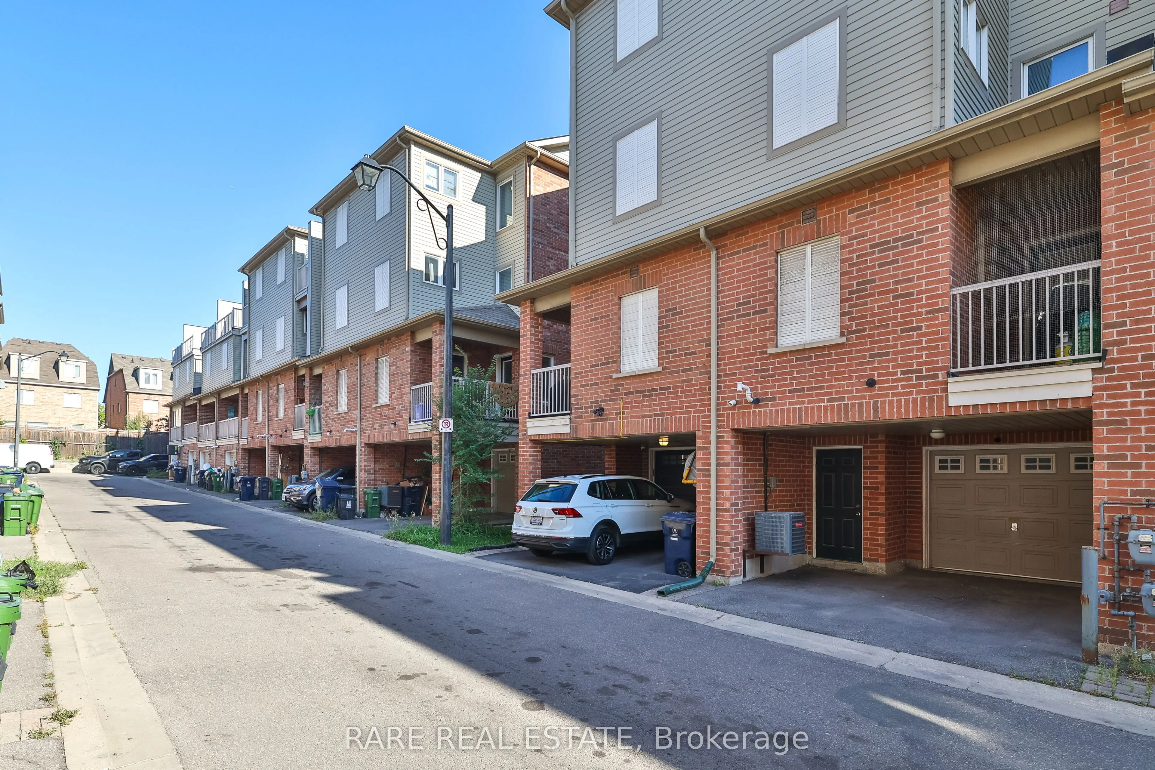 34 Judy Sgro Avenue
