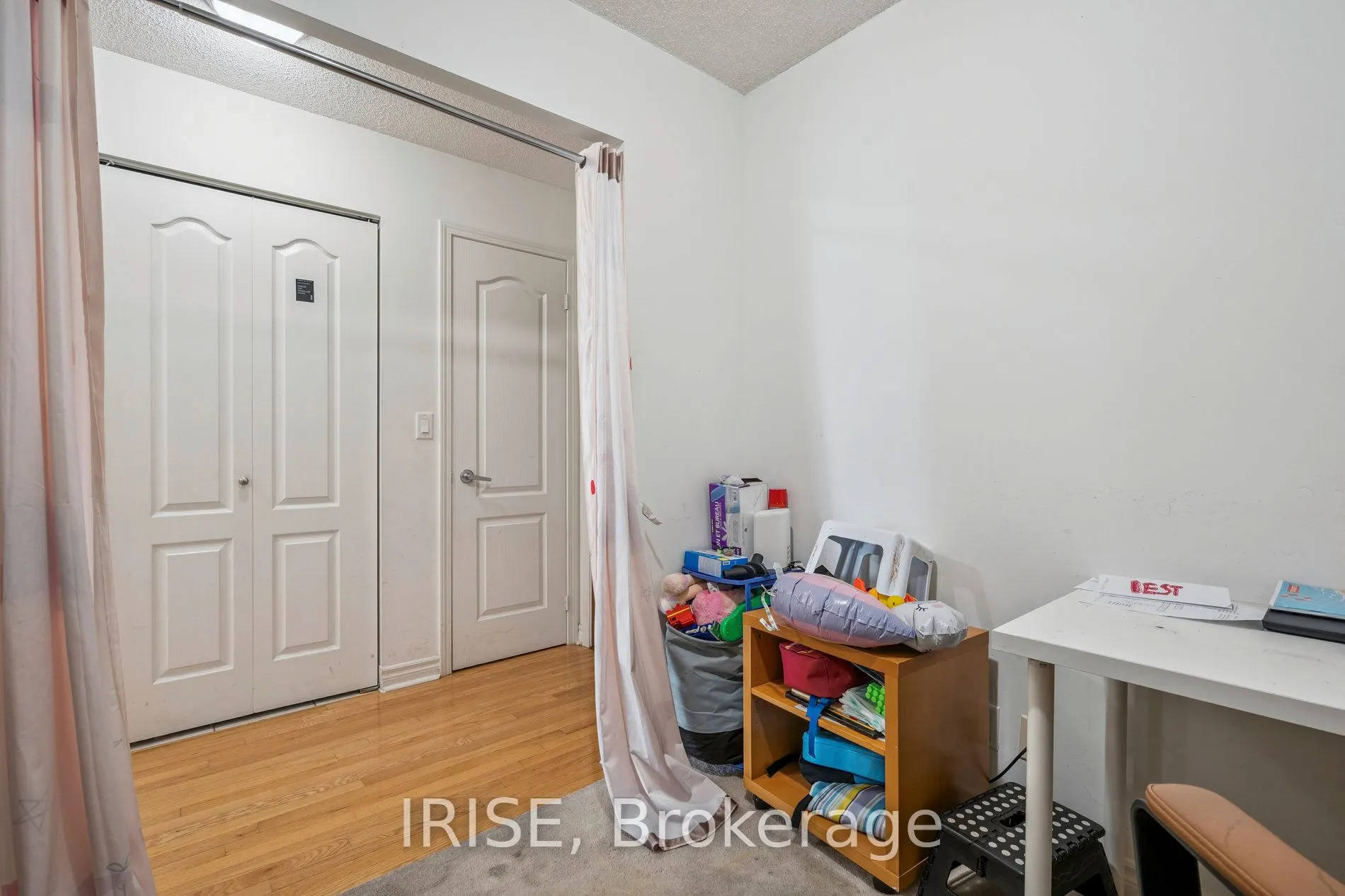 33 Elm Drive, #411