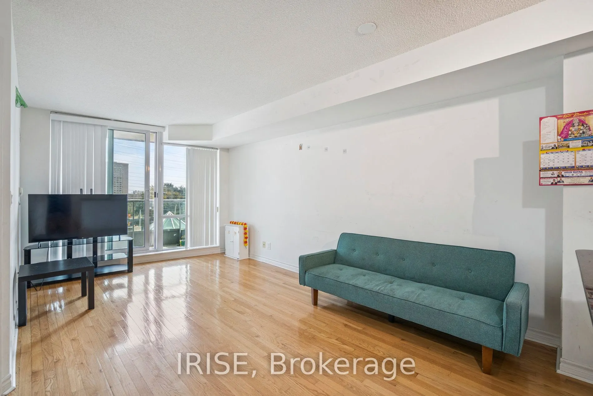 33 Elm Drive, #411