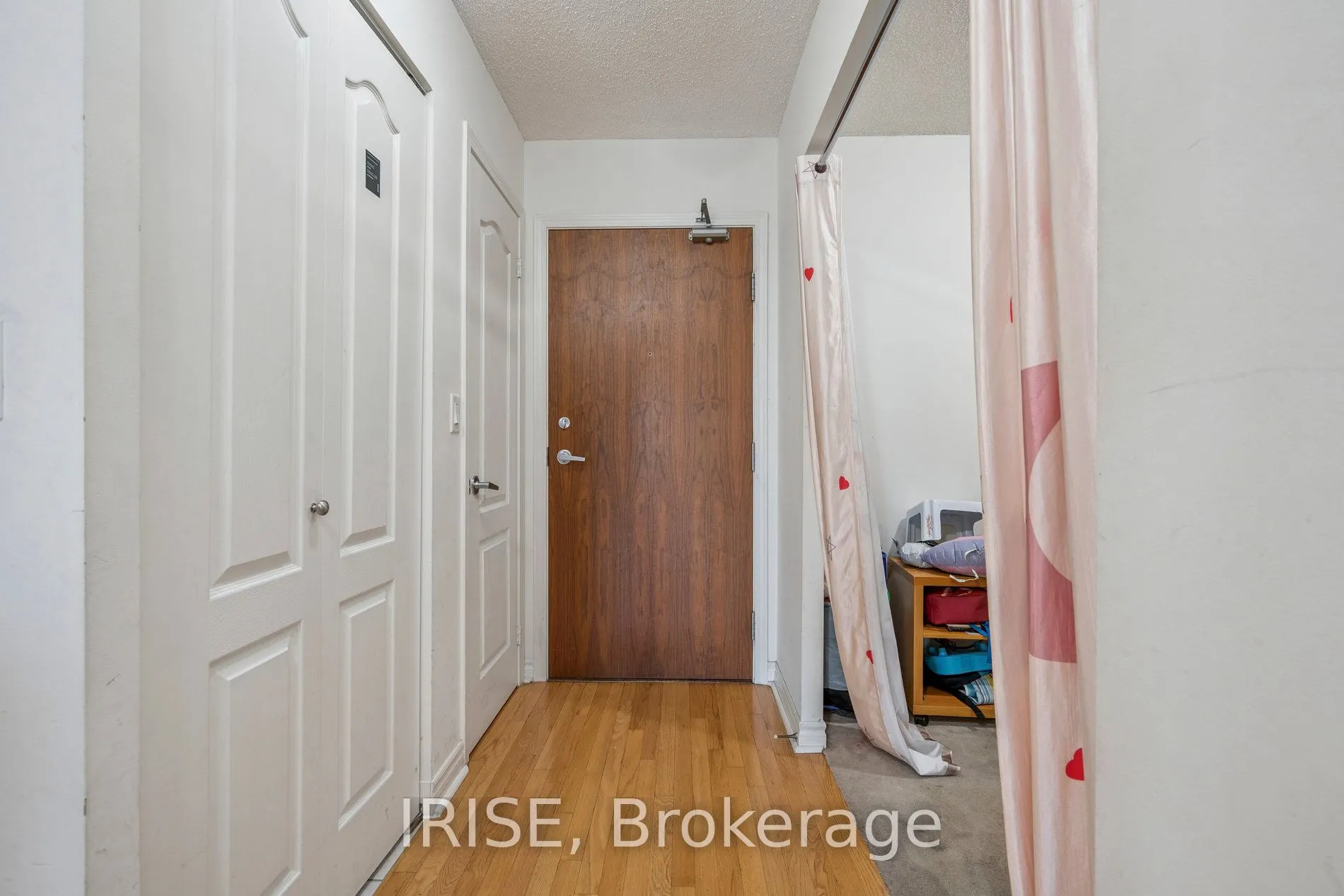 33 Elm Drive, #411