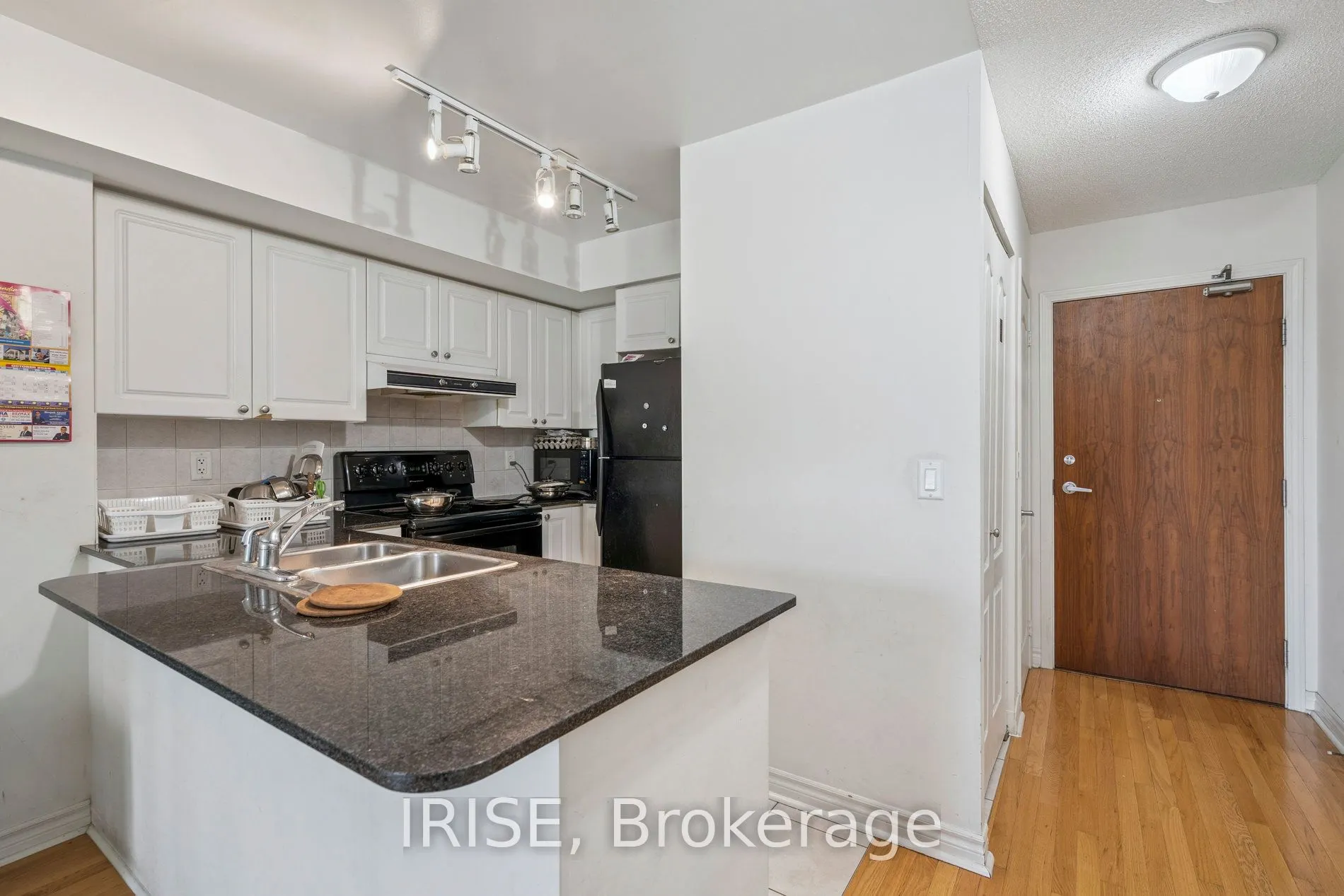 33 Elm Drive, #411
