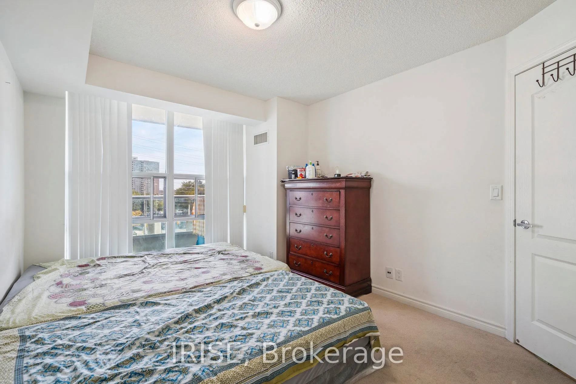 33 Elm Drive, #411