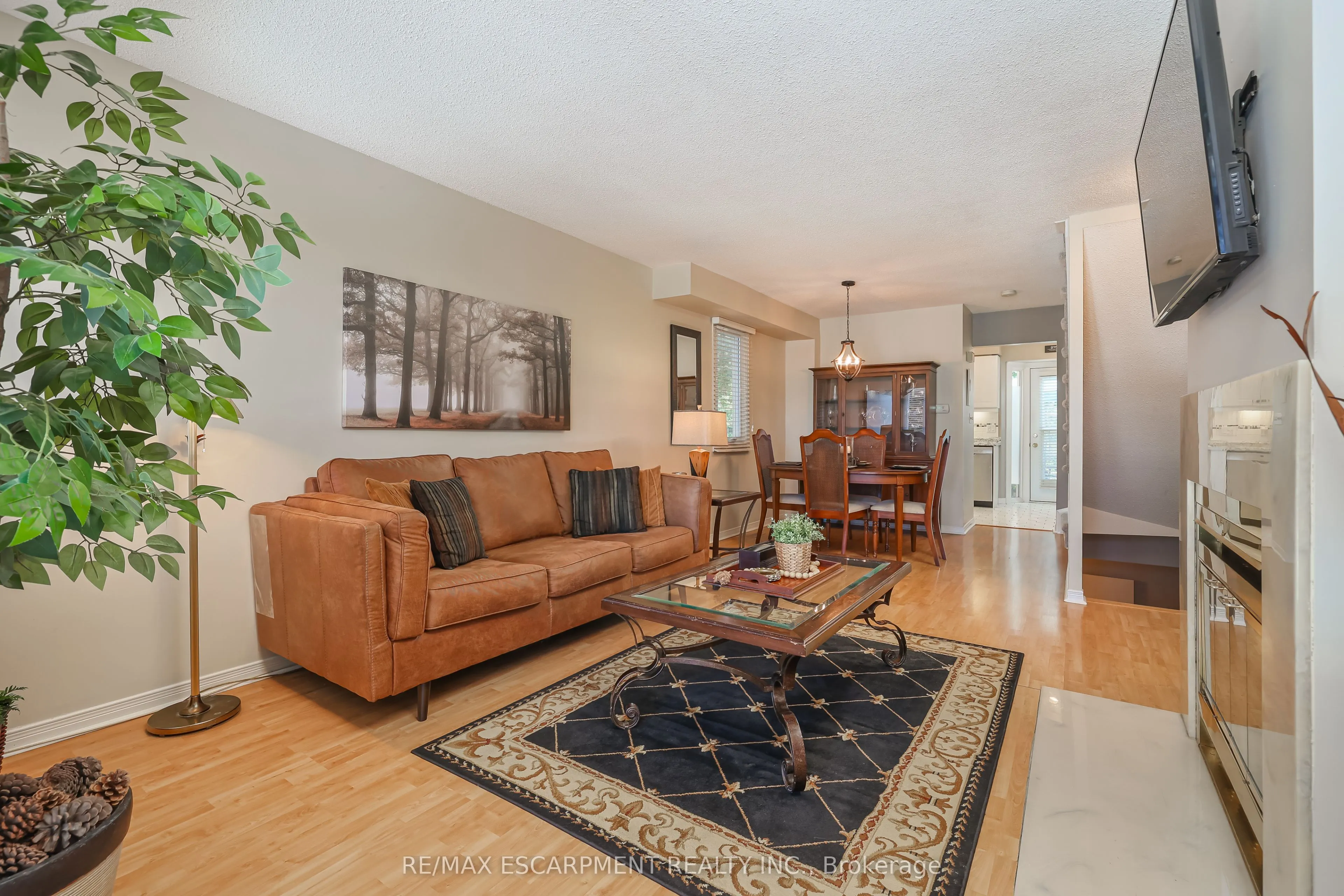 895 MAPLE Avenue, #132