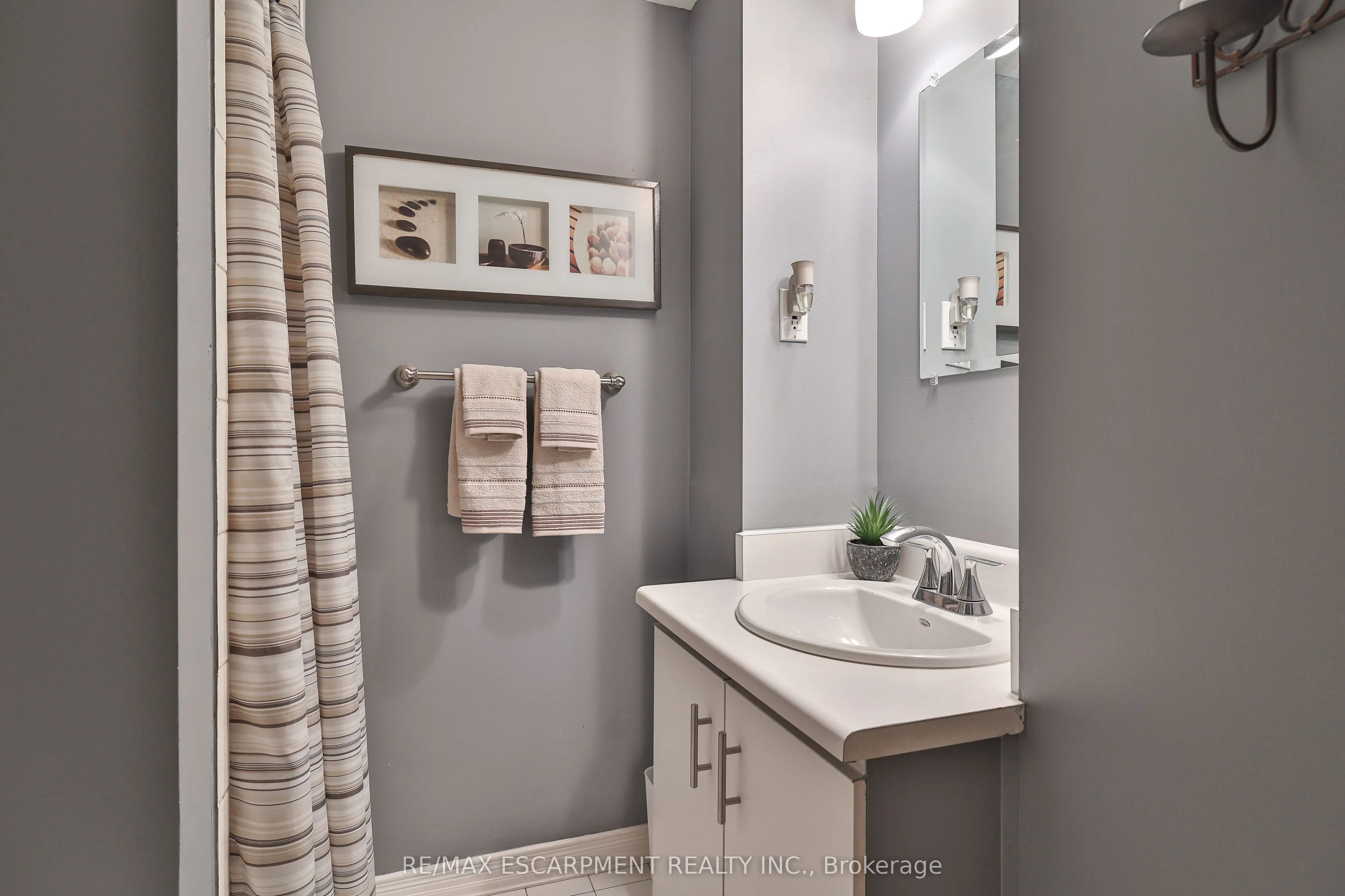 895 MAPLE Avenue, #132