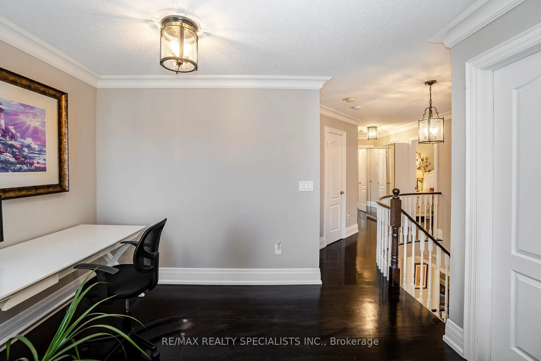 3105 Countess Crescent