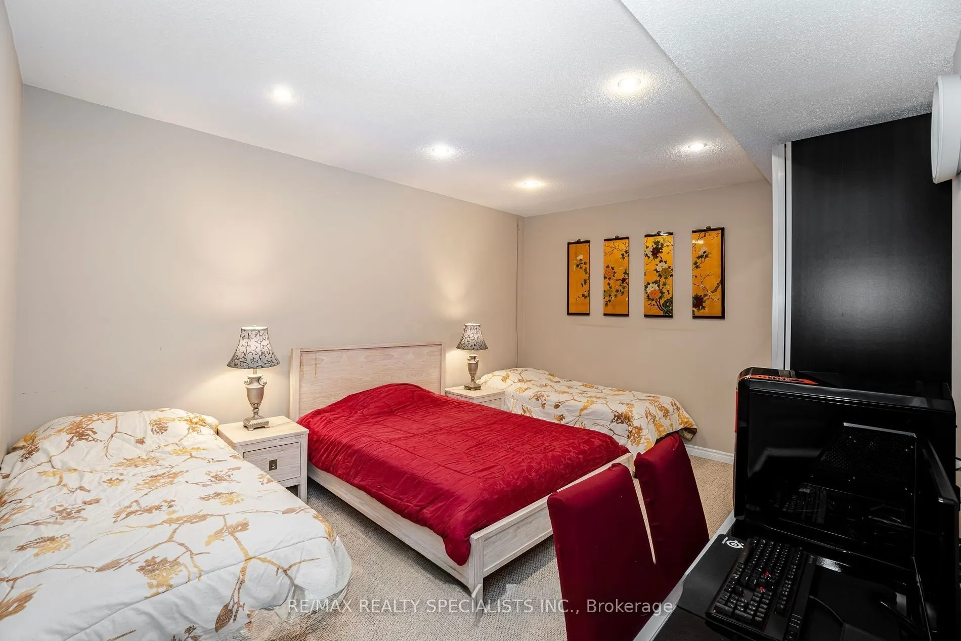 3105 Countess Crescent