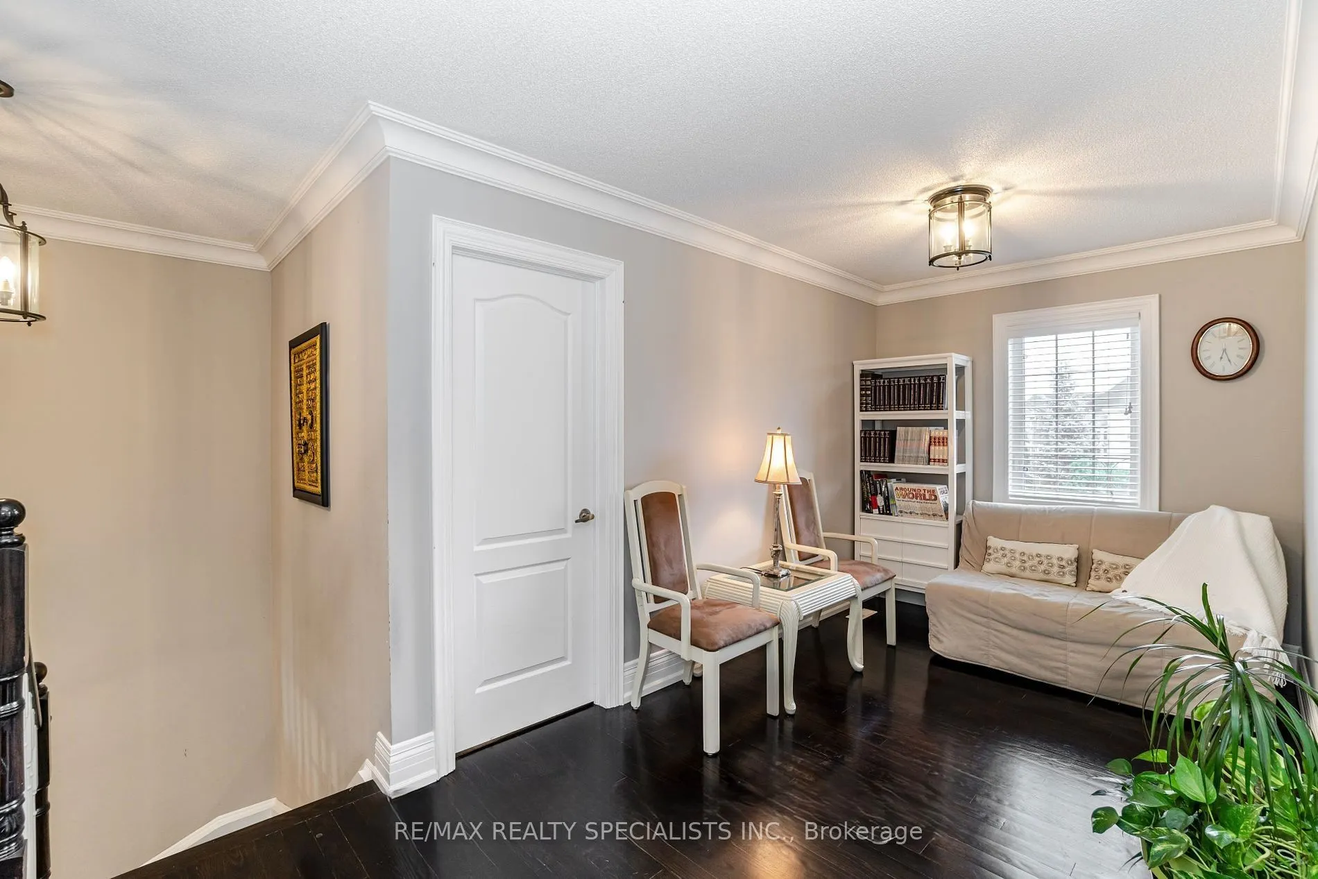 3105 Countess Crescent