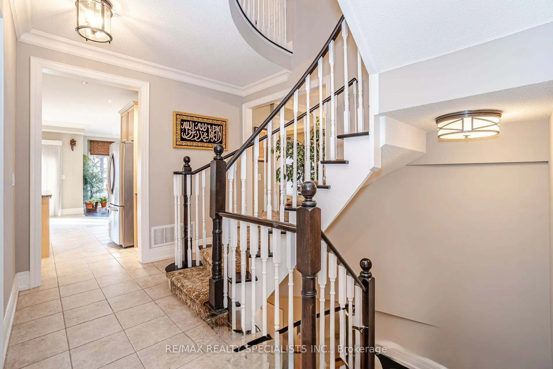 3105 Countess Crescent