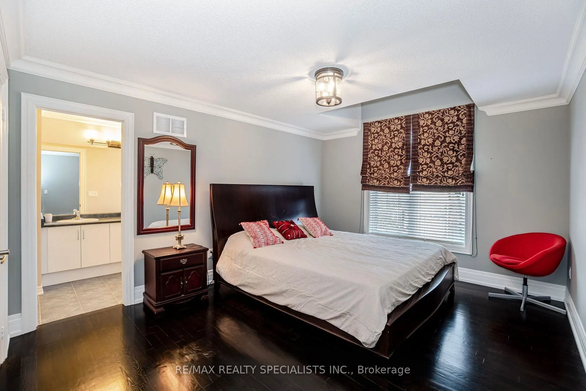 3105 Countess Crescent