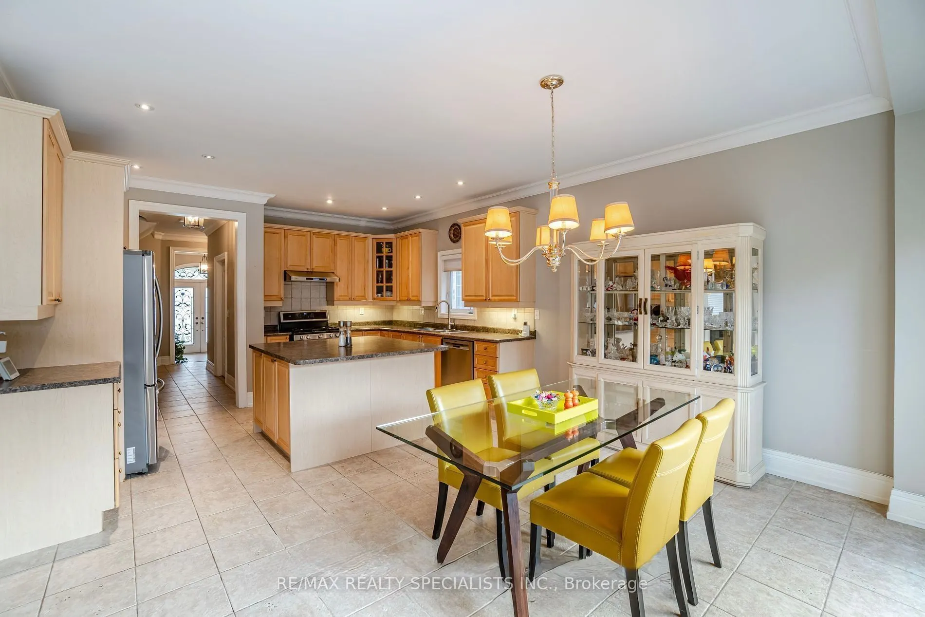 3105 Countess Crescent