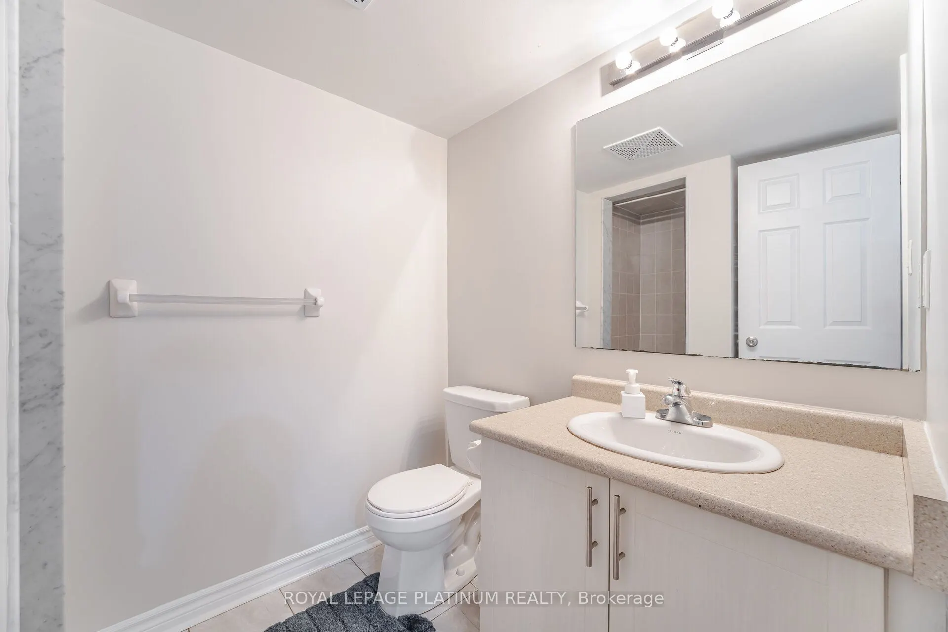 2420 Baronwood Drive, #9-01