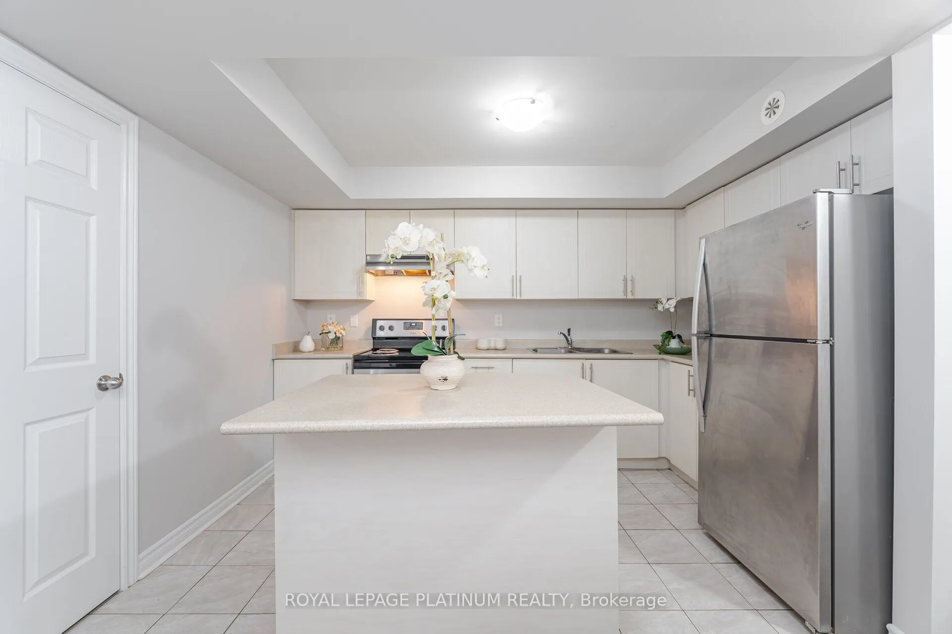 2420 Baronwood Drive, #9-01