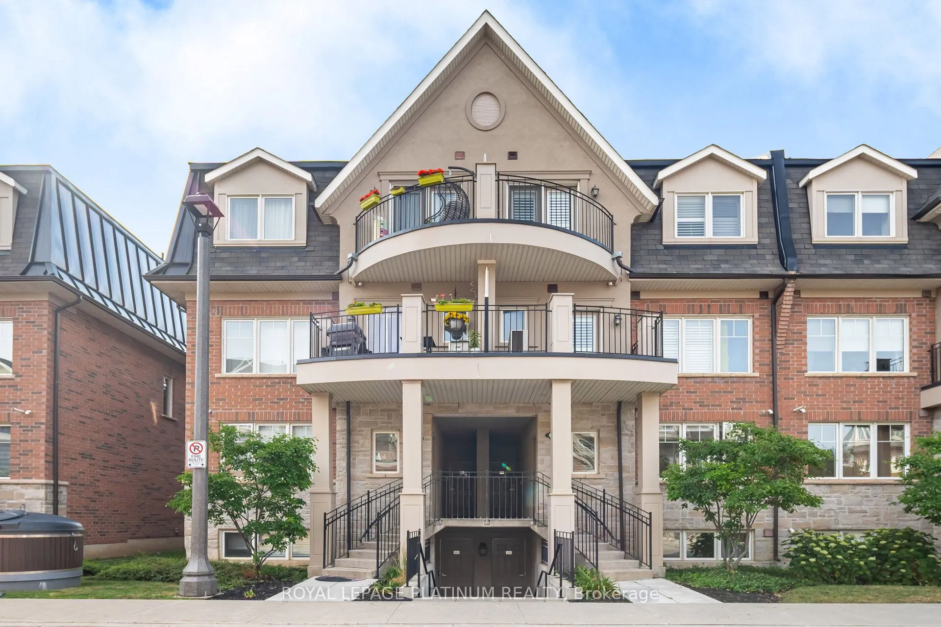 2420 Baronwood Drive, #9-01