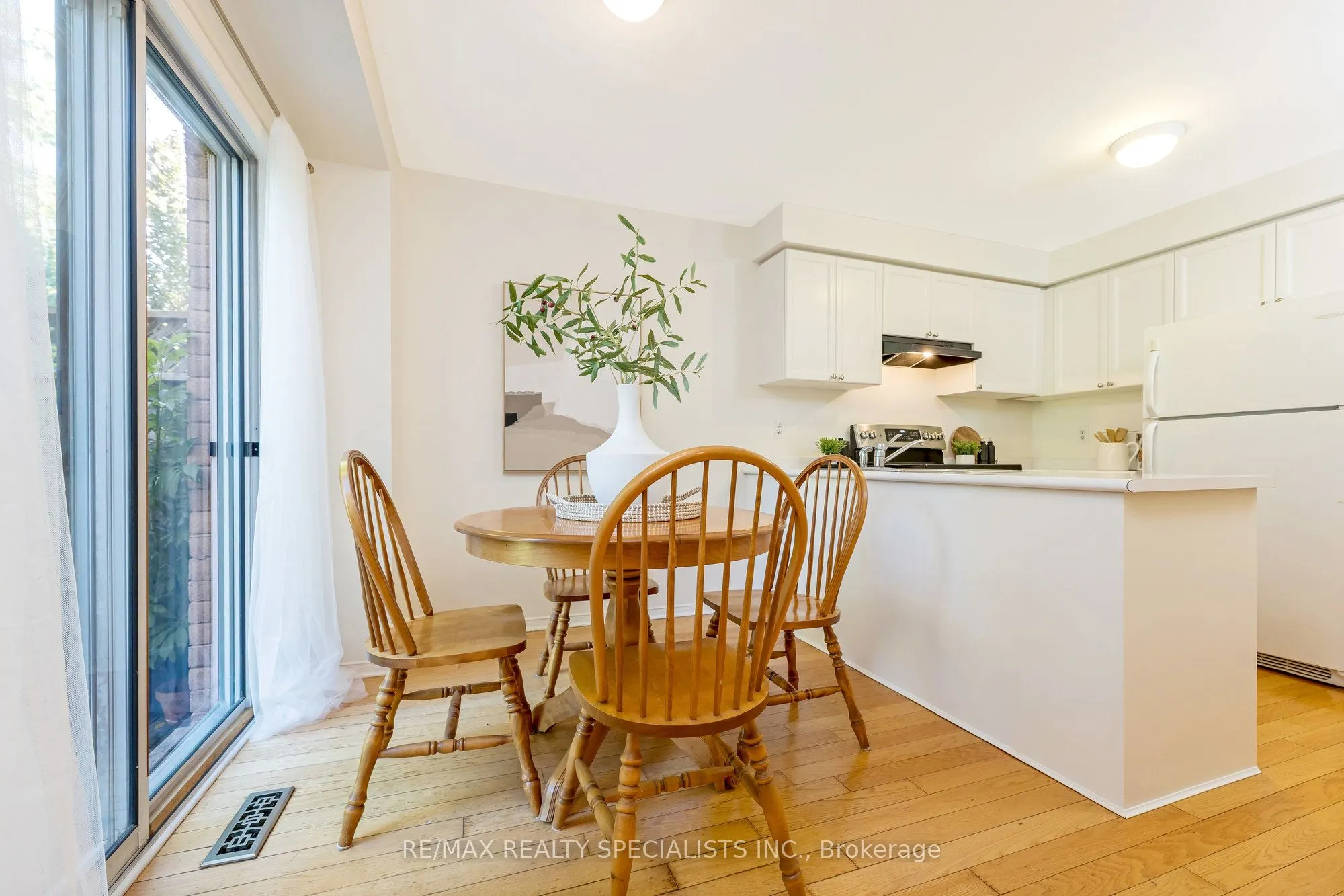 421 Levanna Lane