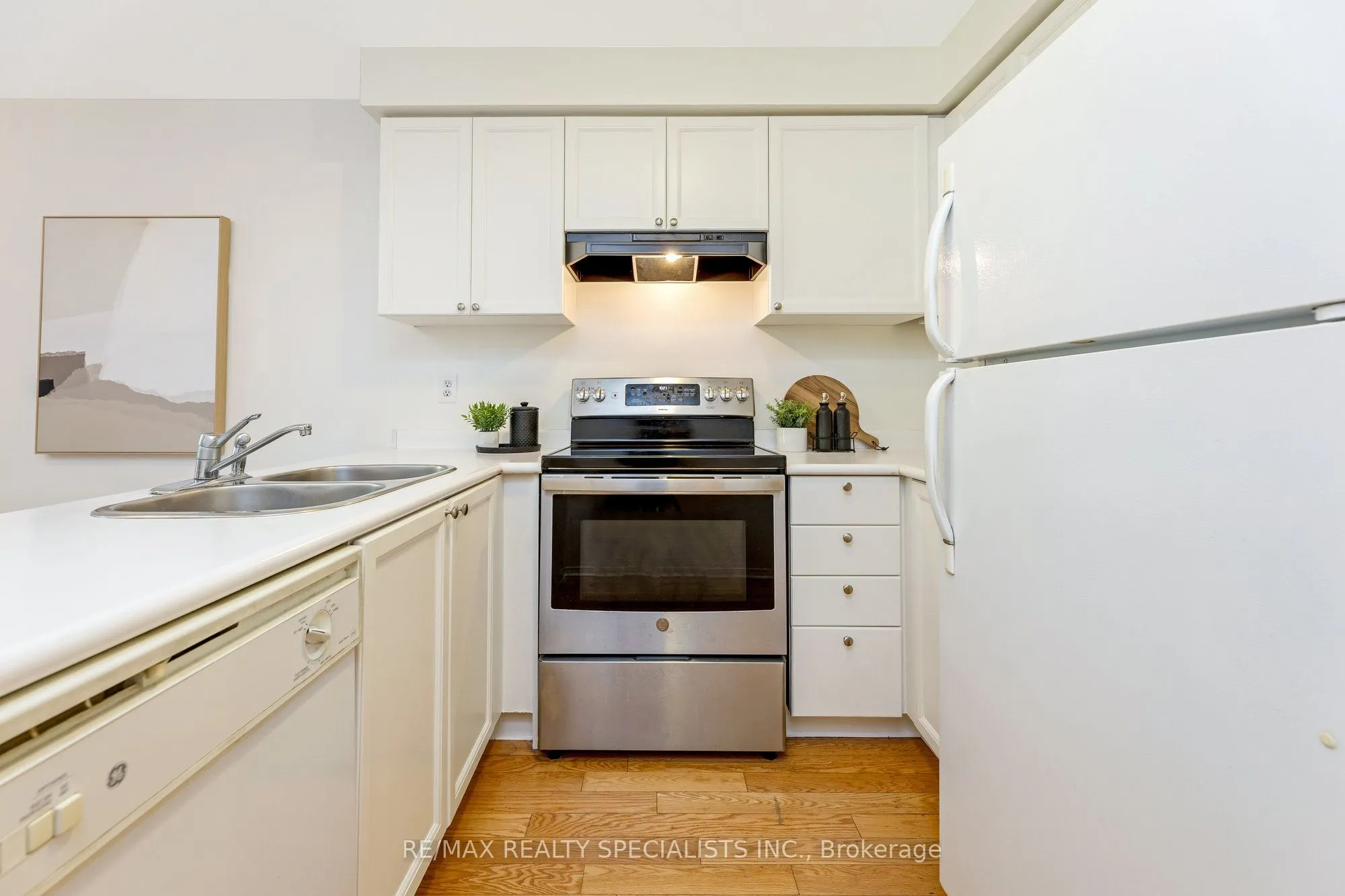 421 Levanna Lane