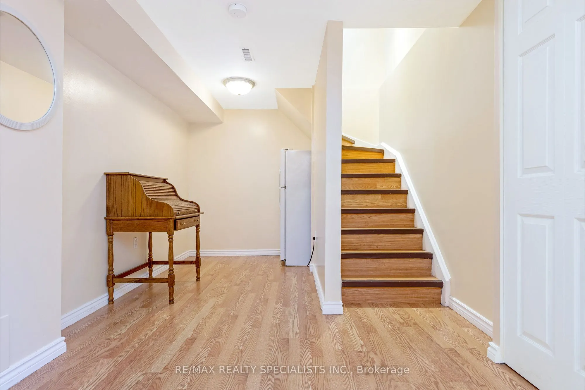 421 Levanna Lane