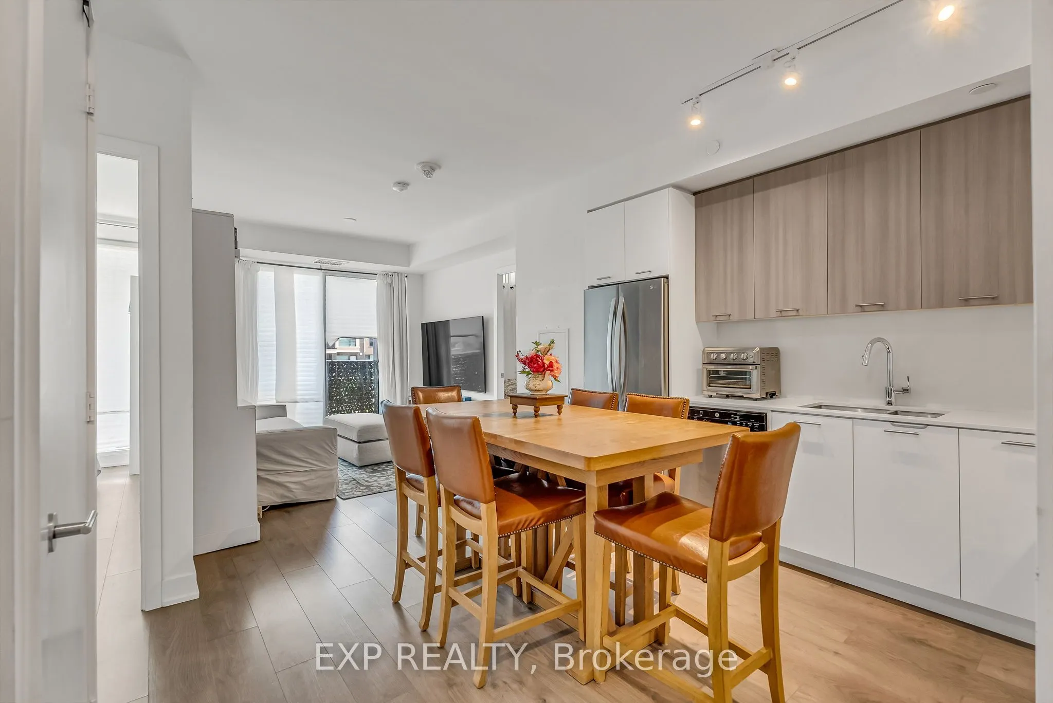 180 Veterans Drive, #207