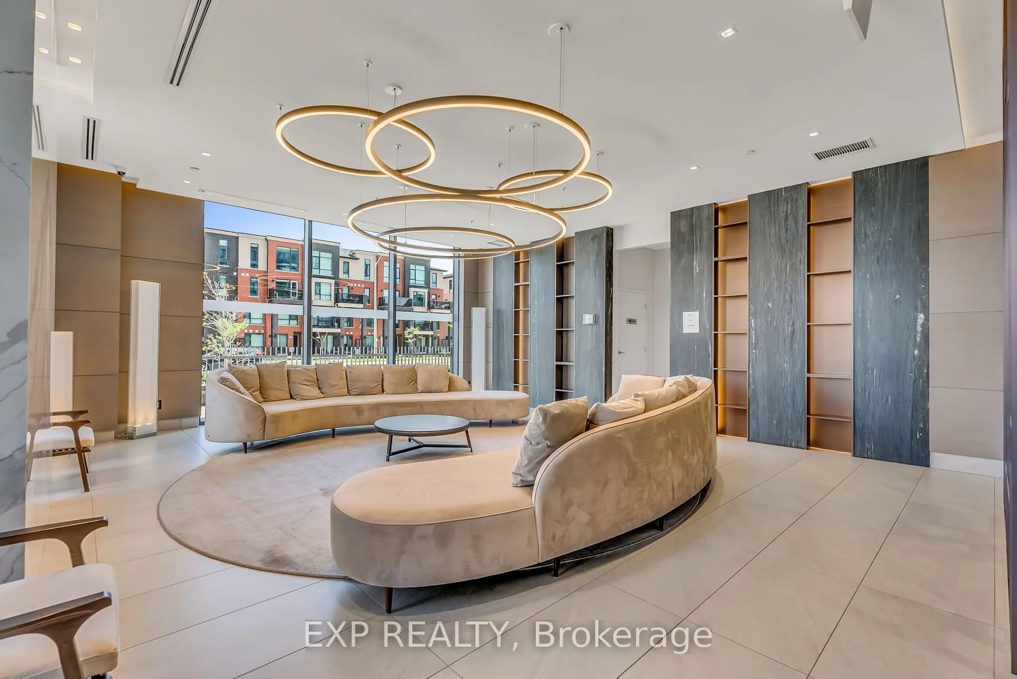 180 Veterans Drive, #207
