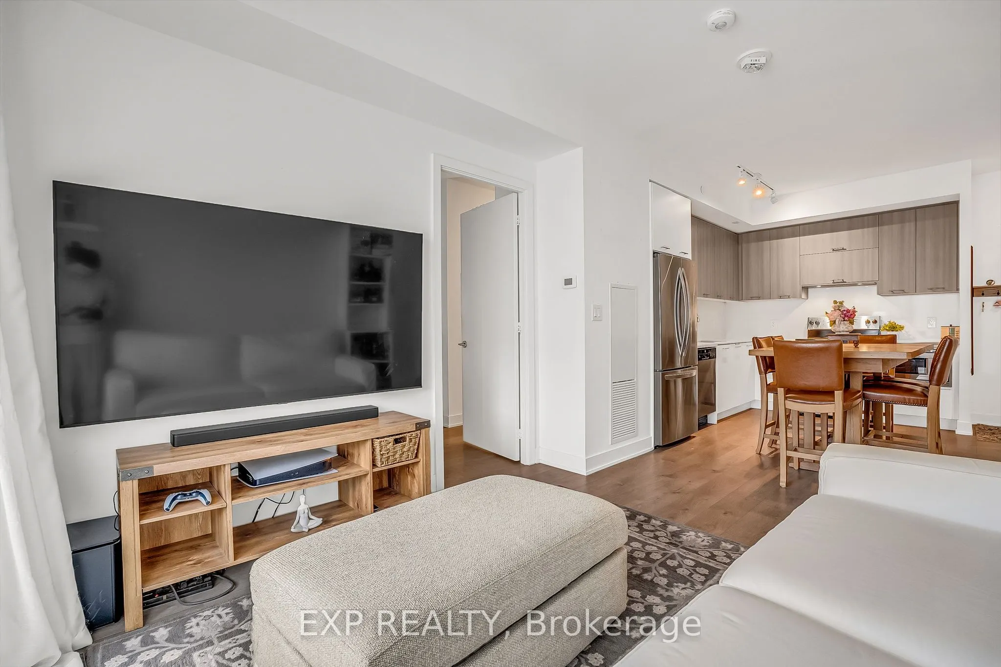 180 Veterans Drive, #207