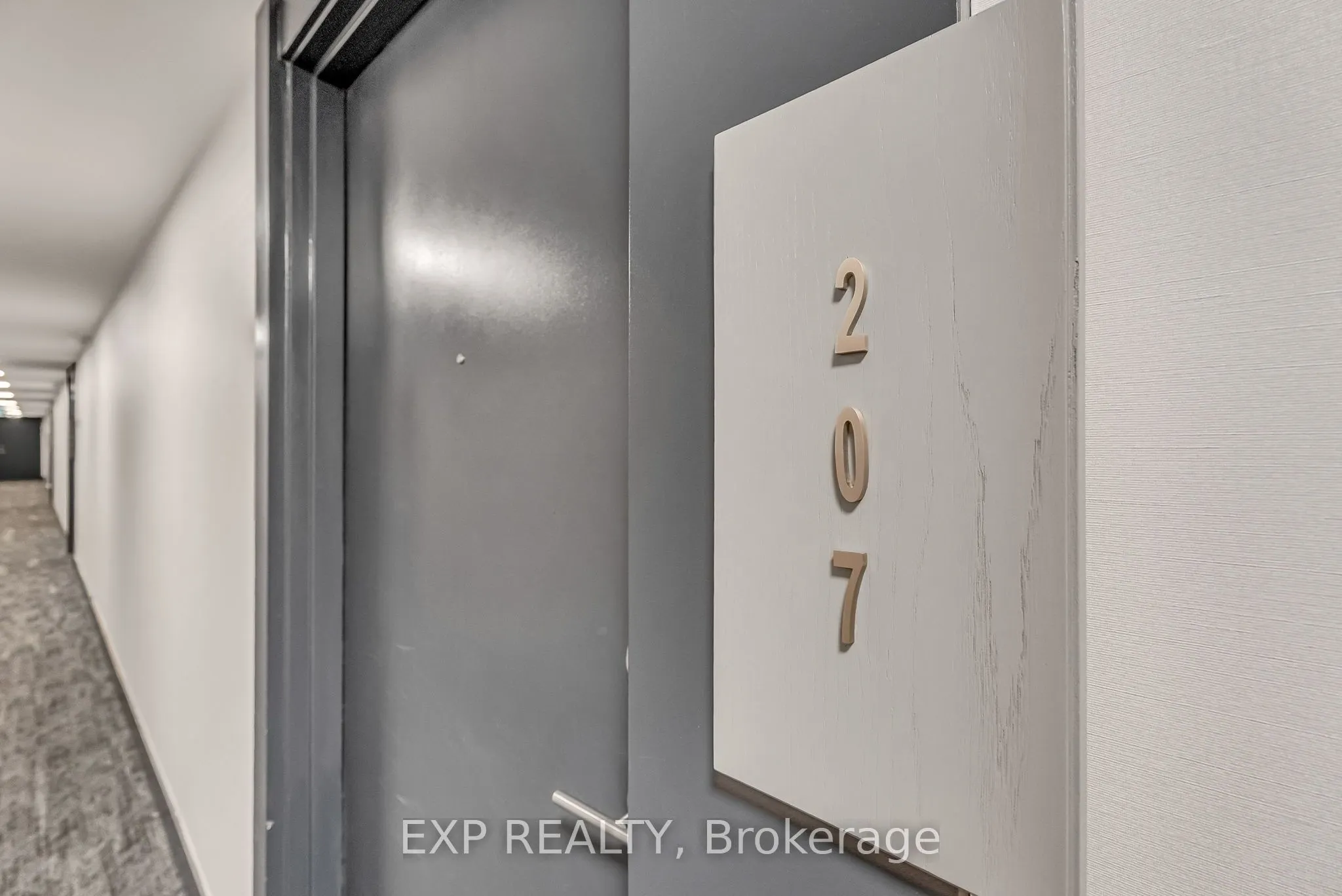 180 Veterans Drive, #207