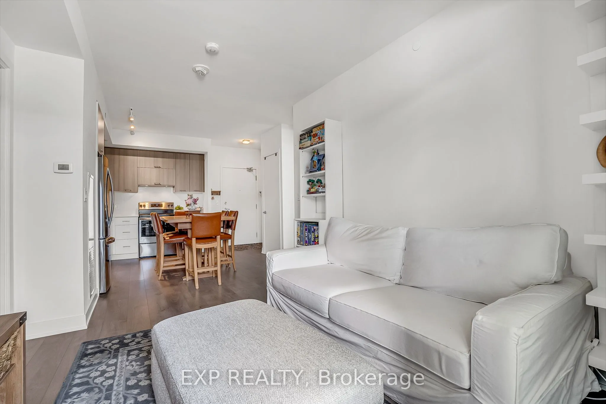 180 Veterans Drive, #207