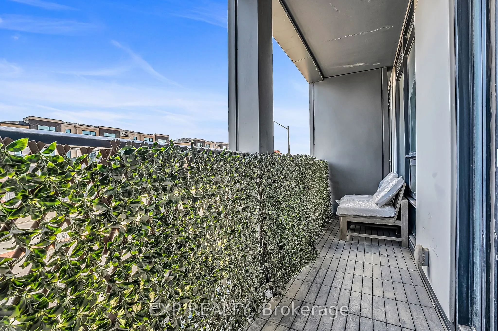 180 Veterans Drive, #207