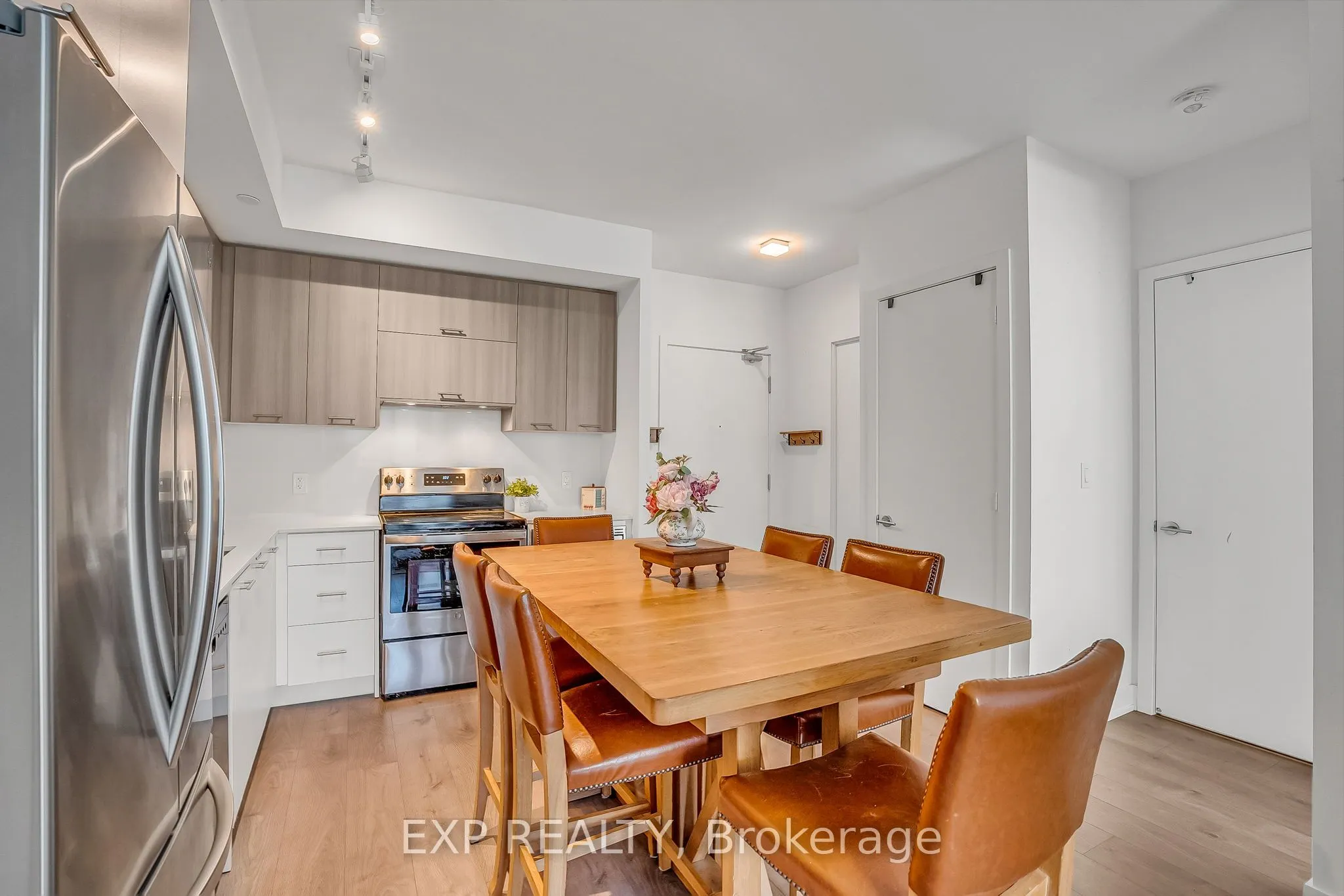 180 Veterans Drive, #207
