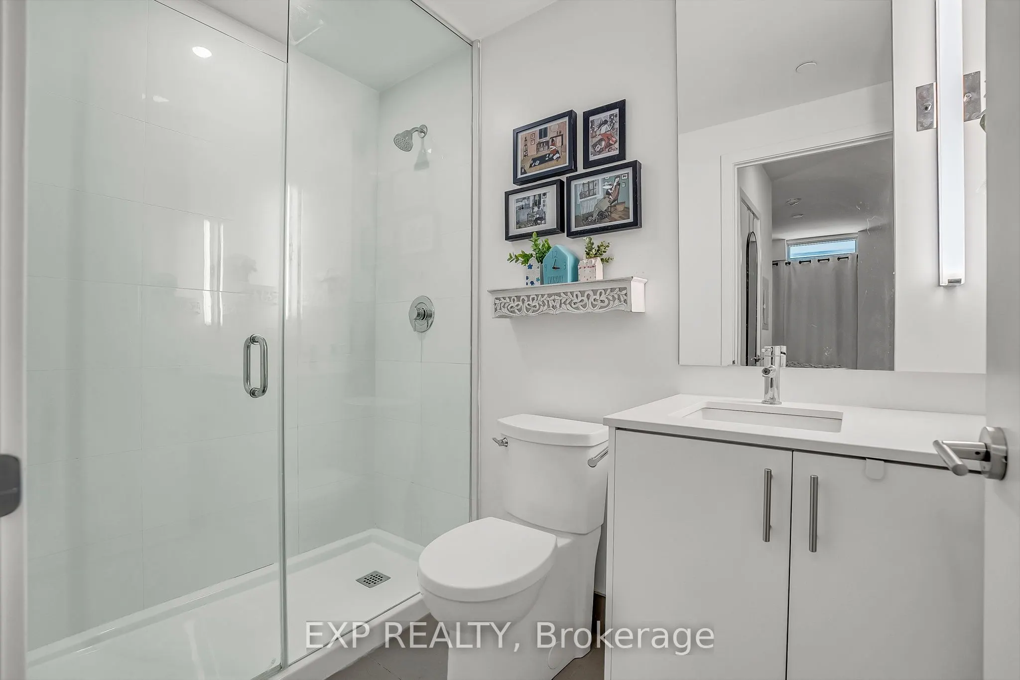 180 Veterans Drive, #207
