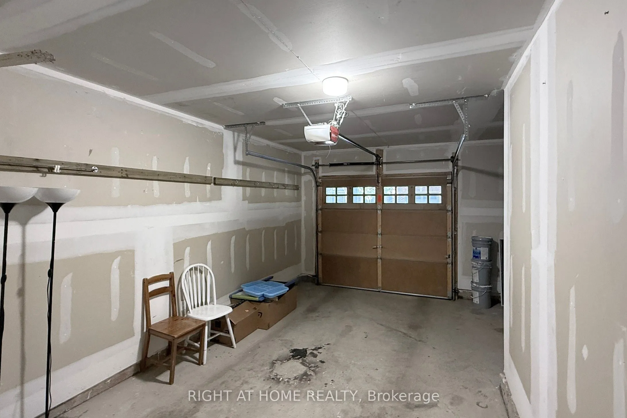 2359 Lepage Common