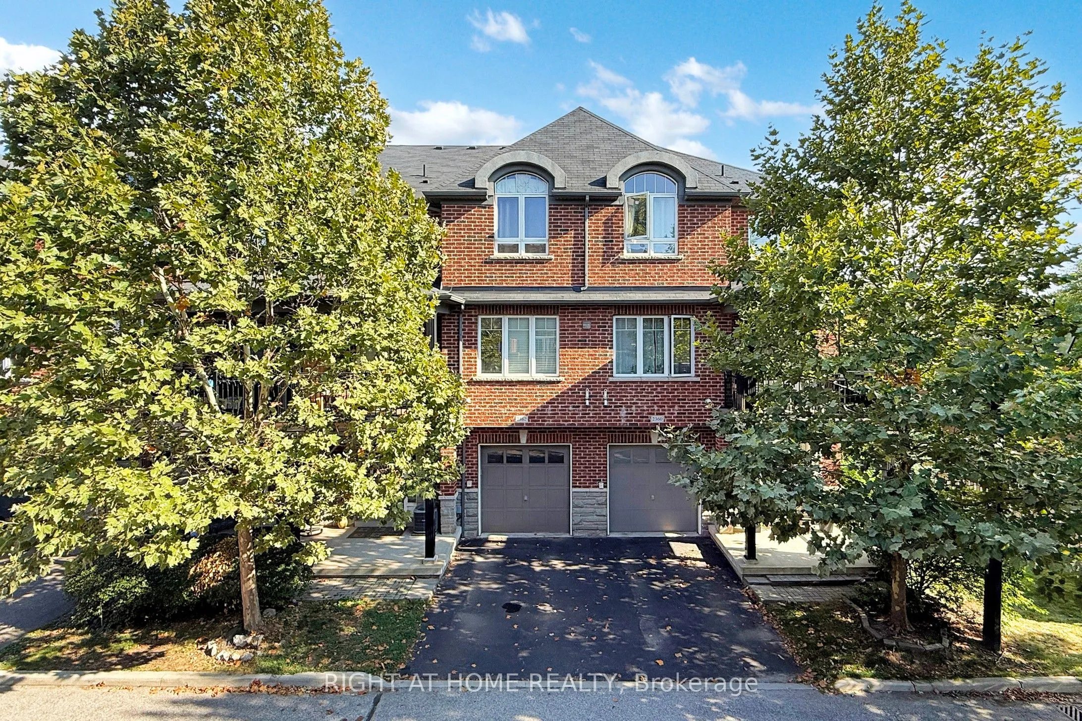 2359 Lepage Common
