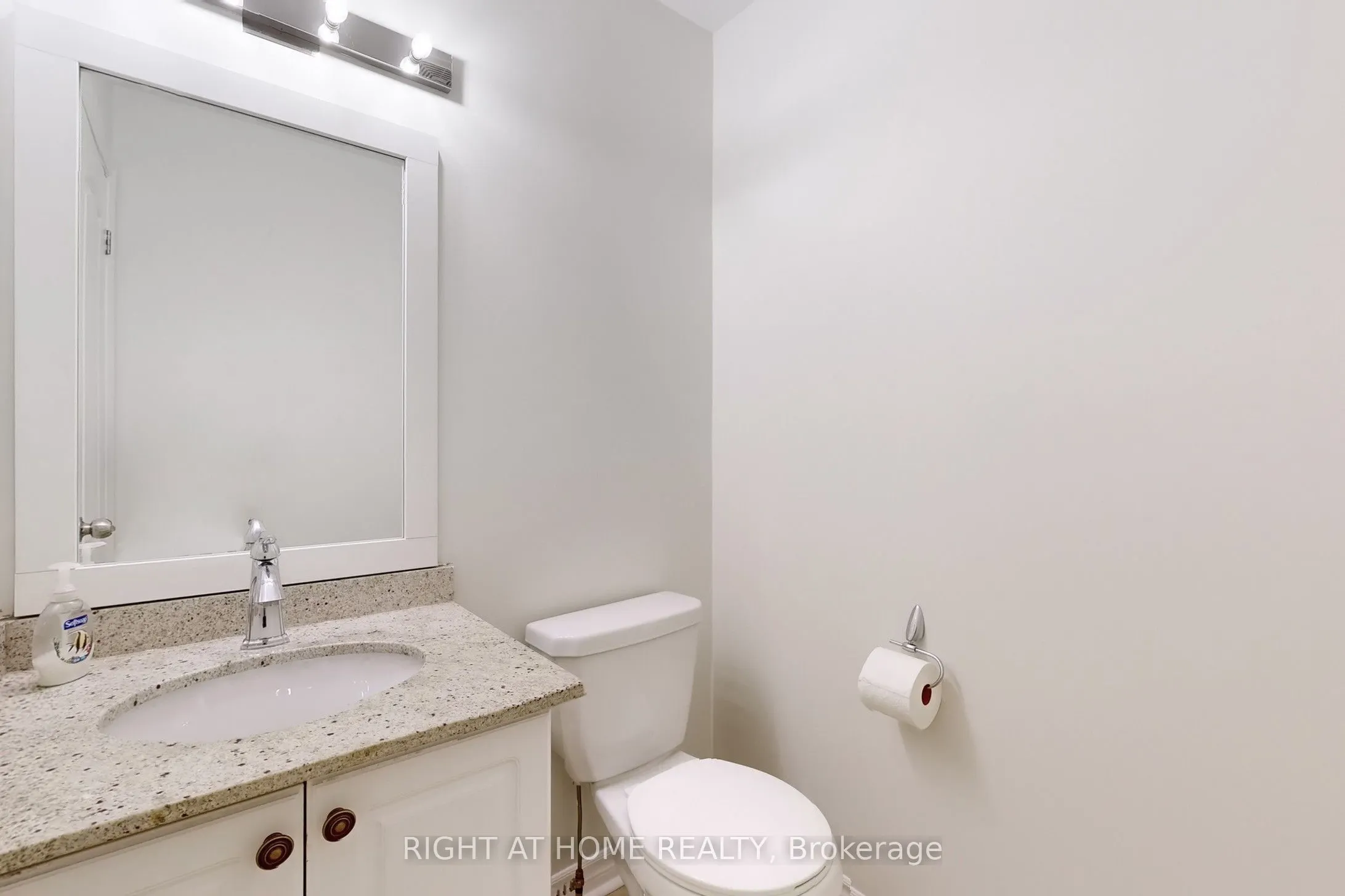 2359 Lepage Common