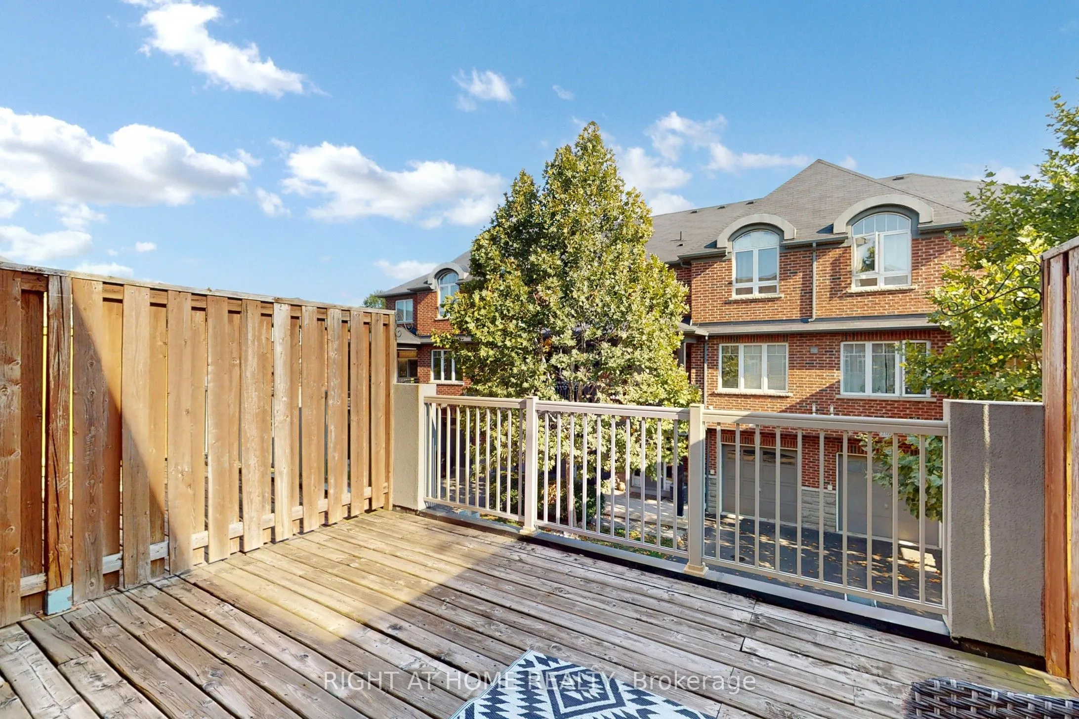 2359 Lepage Common